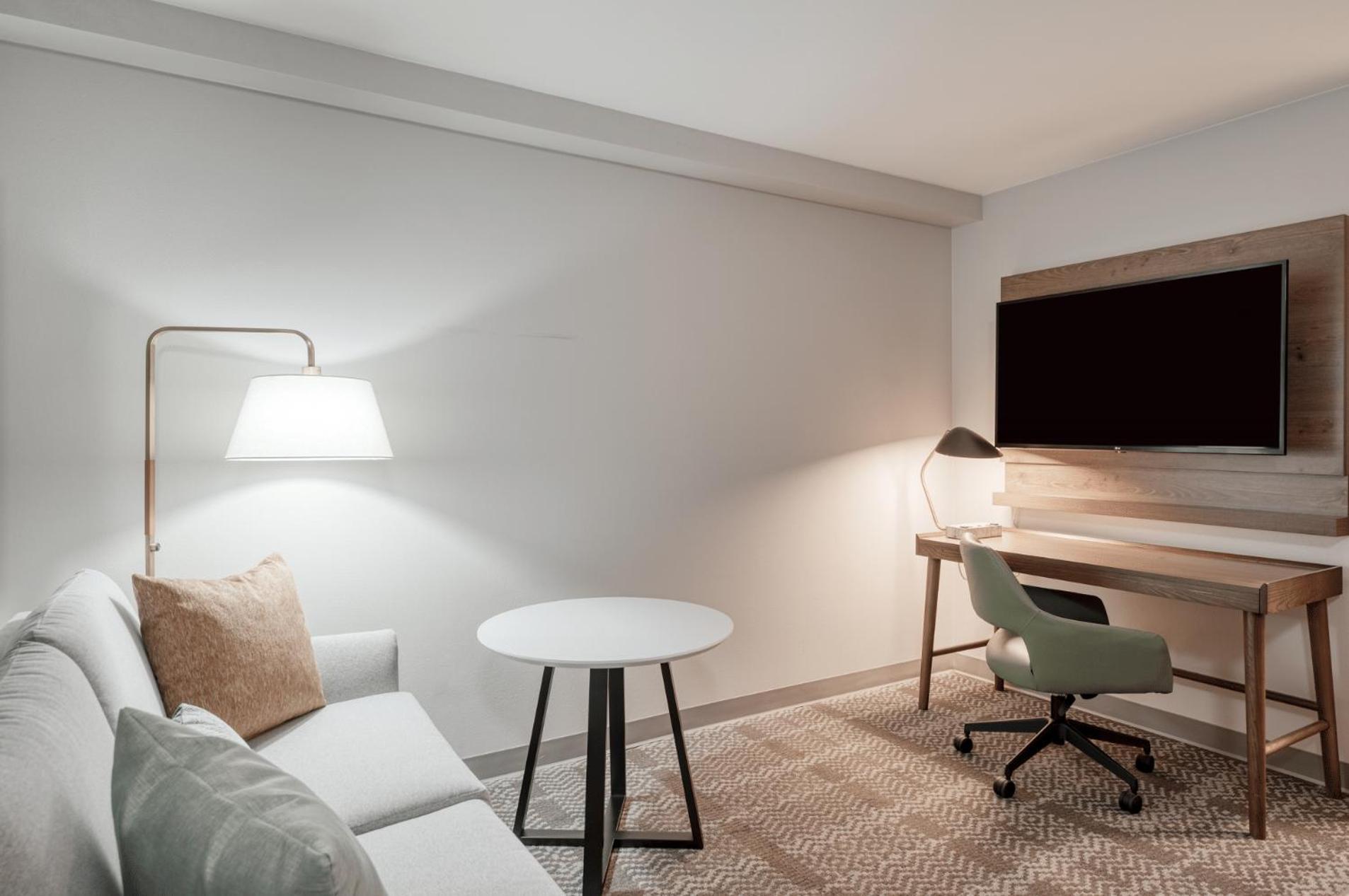 One-Bedroom Suite