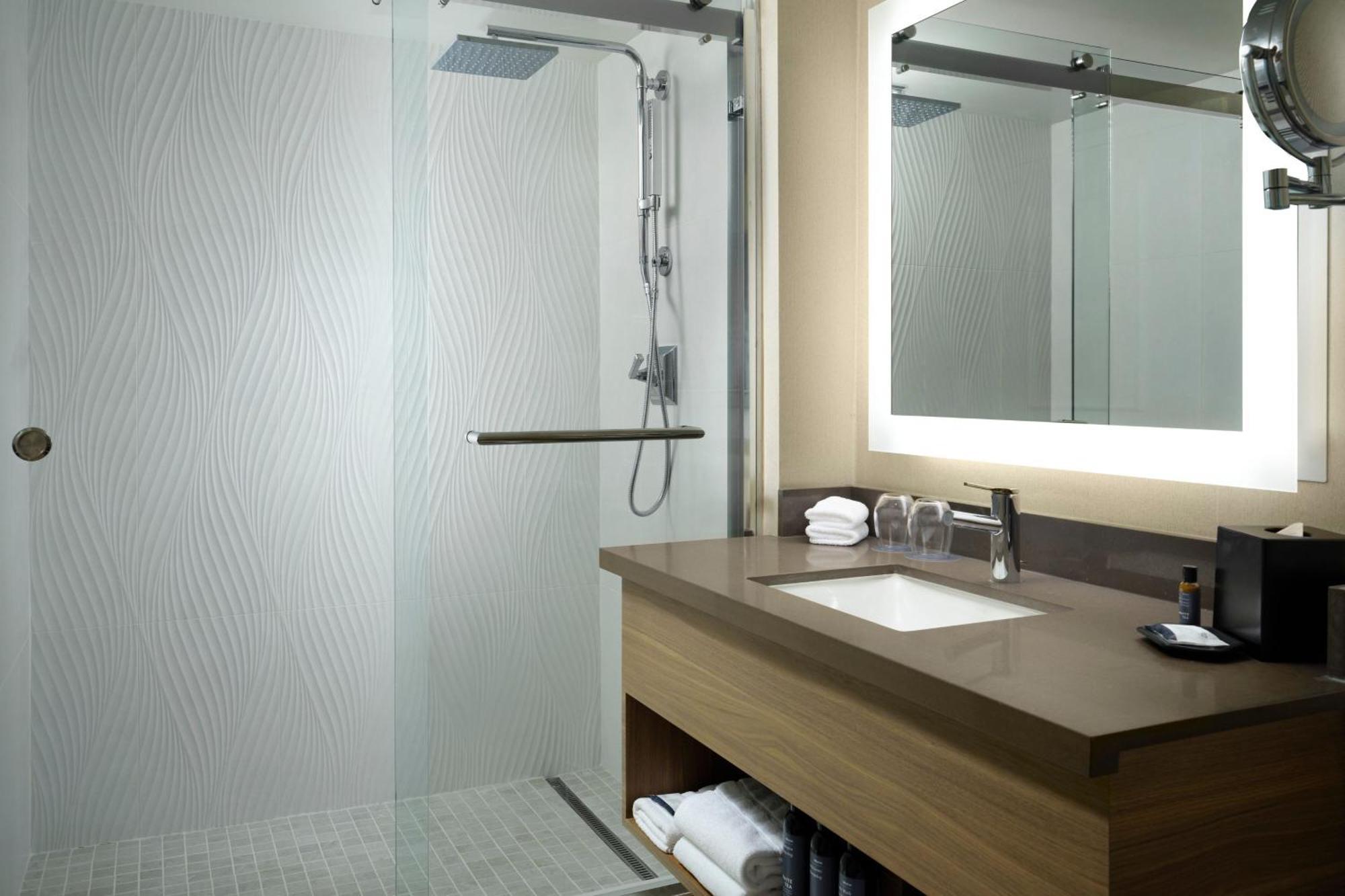 Junior Suite, 1 King, Sofa bed