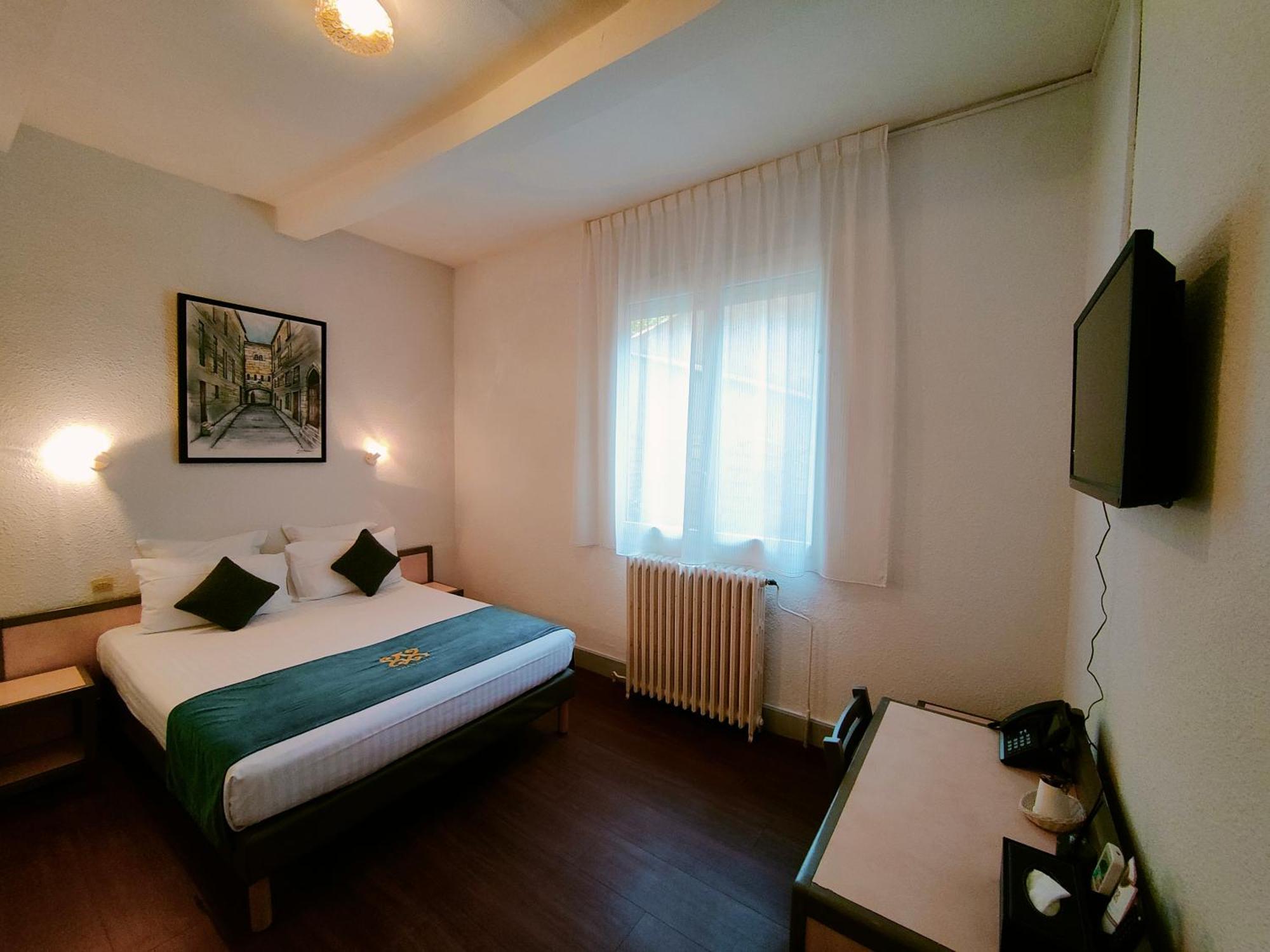 Queen Room