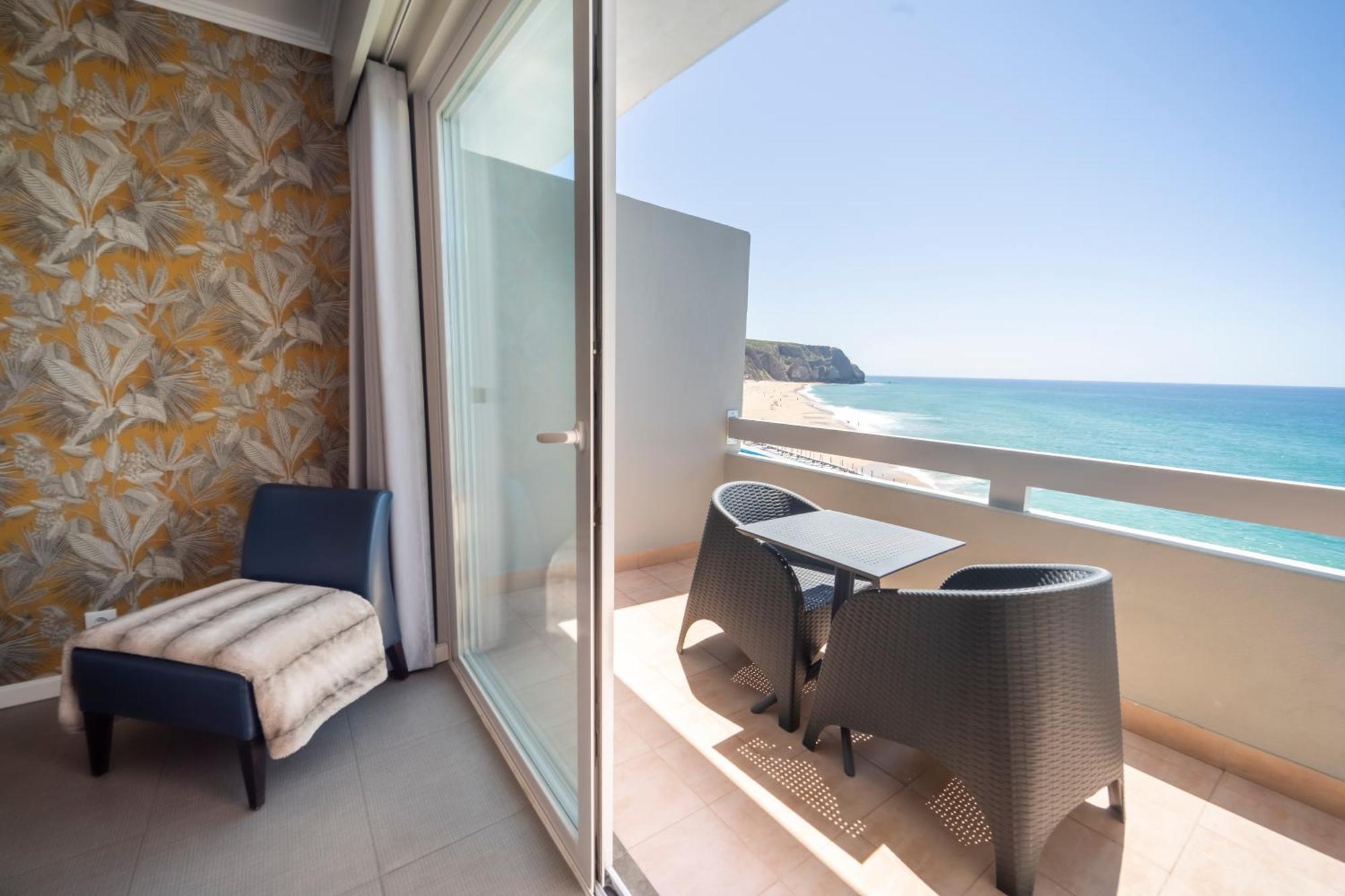 Superior Double or Twin Room Ocean View Balcony