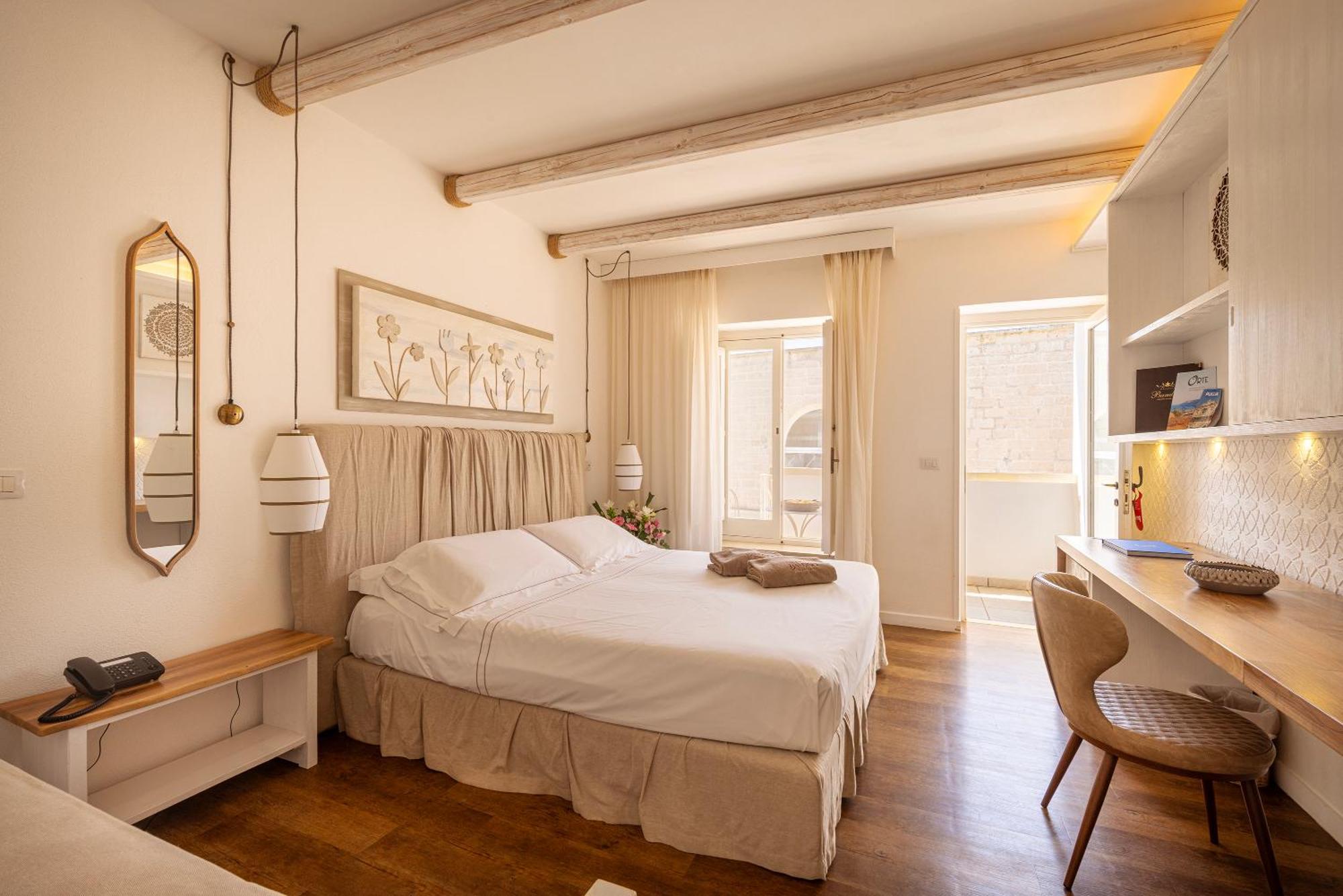 Large Double Room