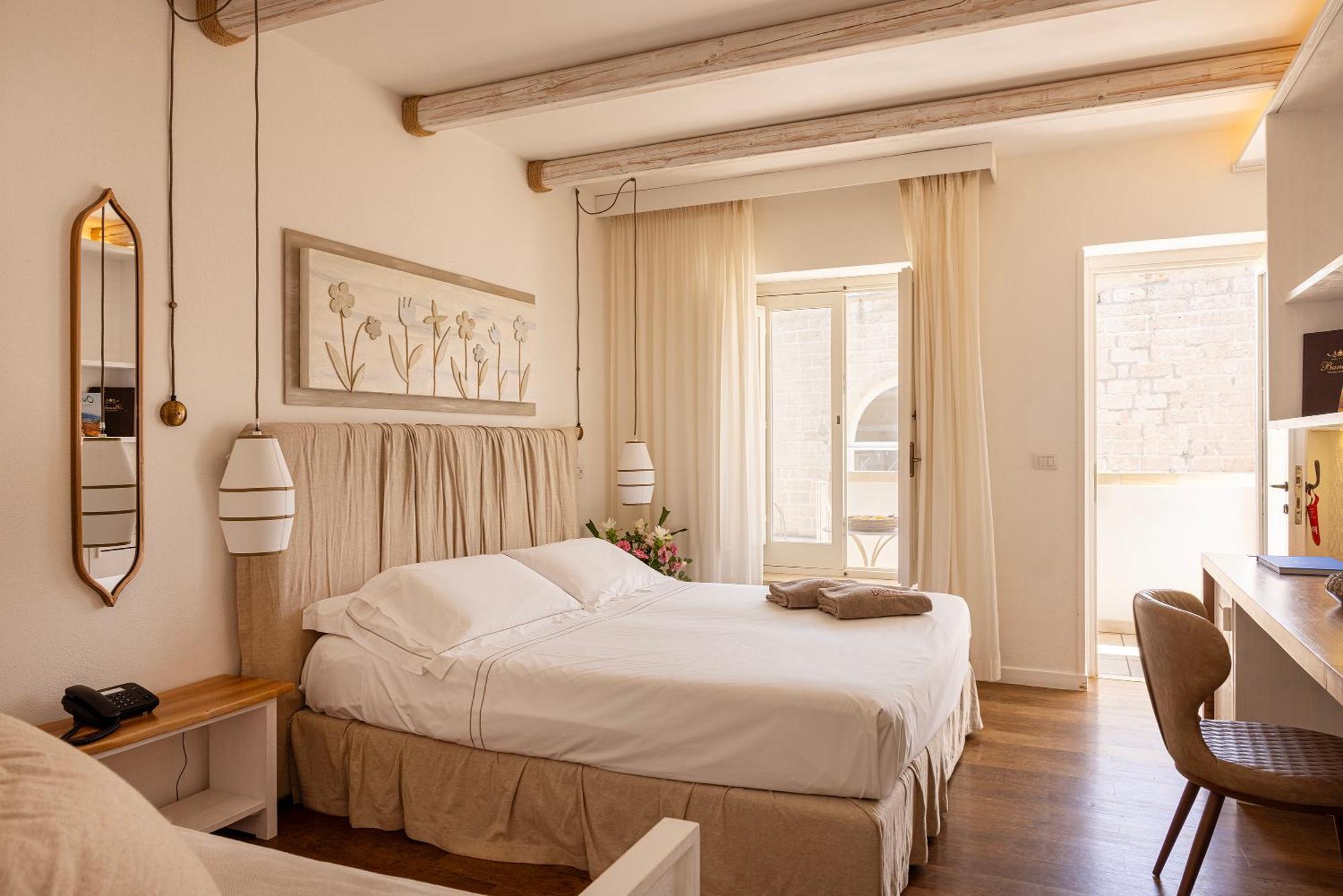 Large Double Room