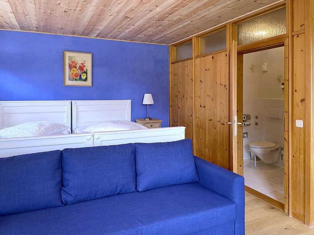 Family Room No 3