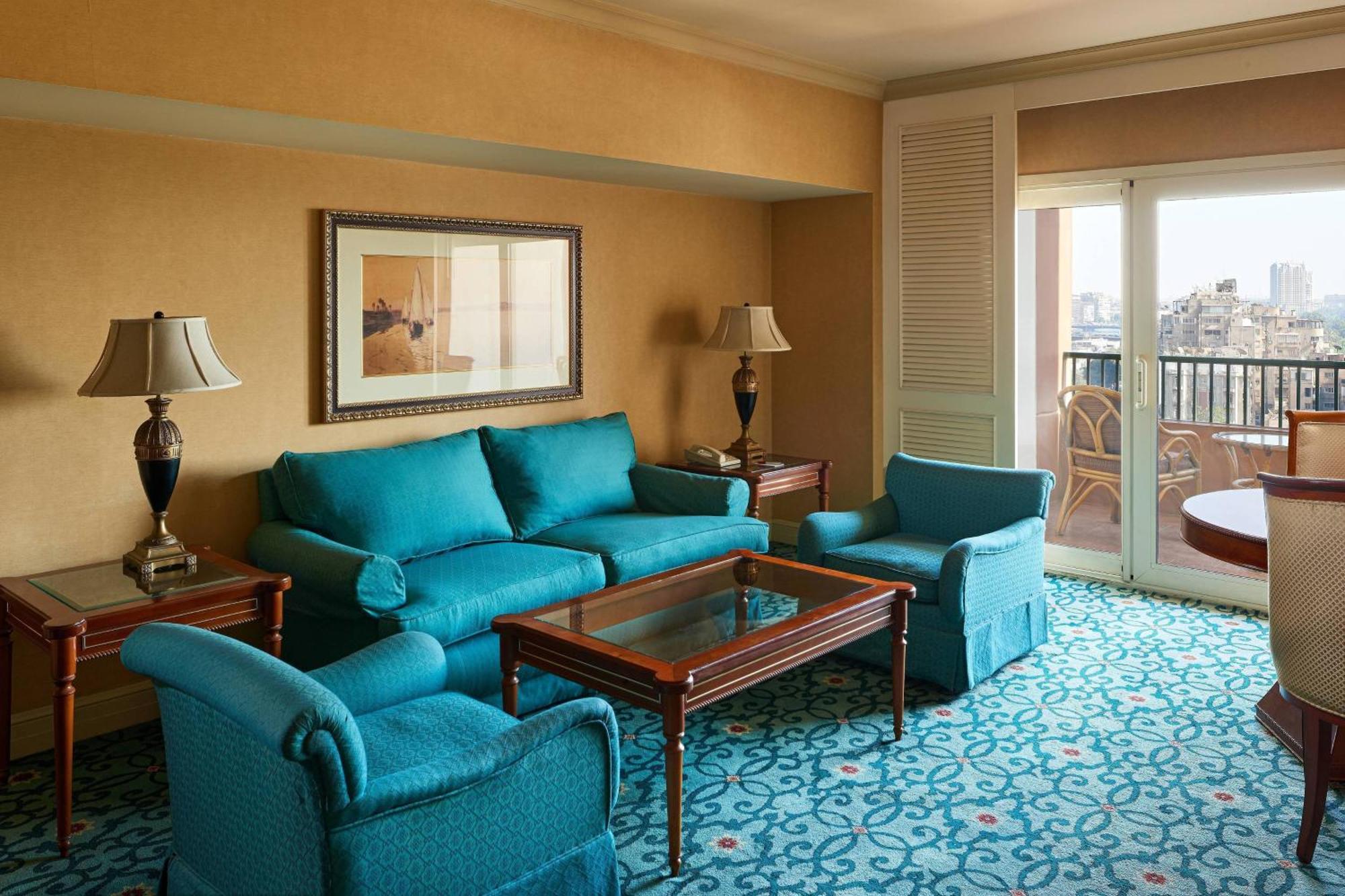 Diplomatic Suite 1 King Balcony