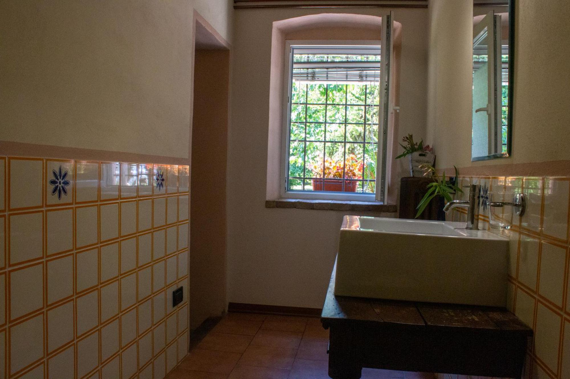 Double Room Private Bathroom
