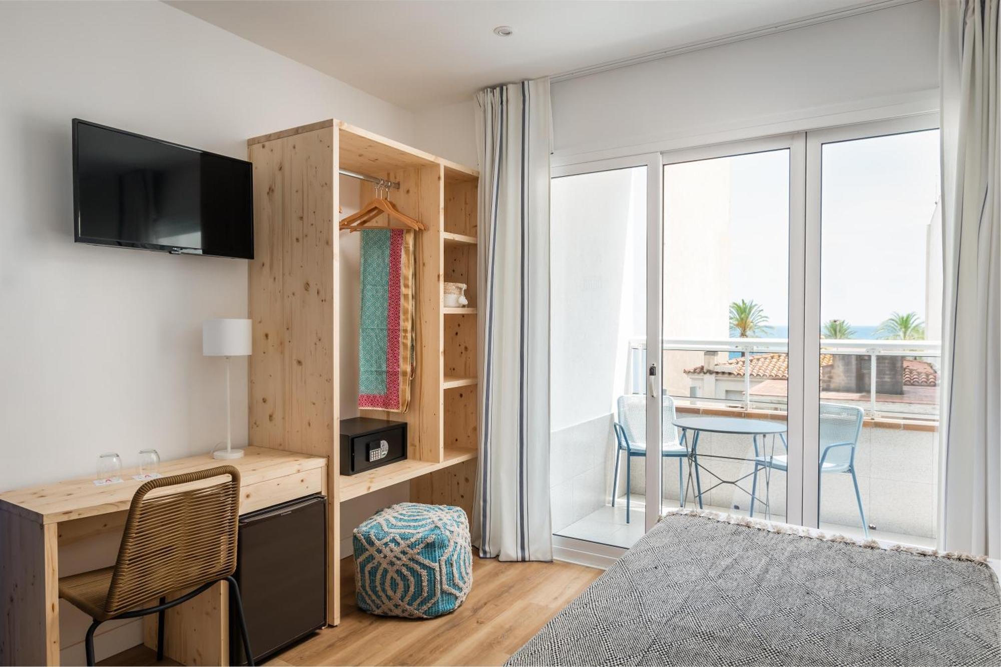 Twin Room with Sea View,1544096299:JPEG