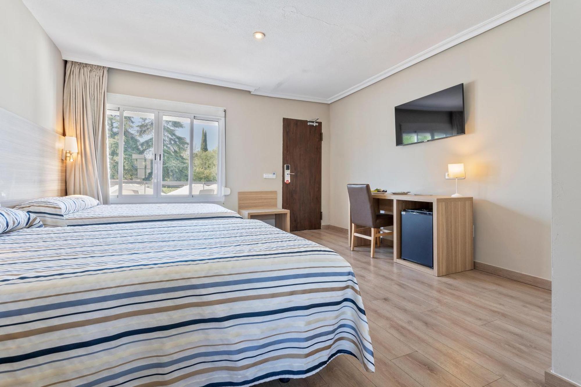 Superior Double or Twin Room Terrace