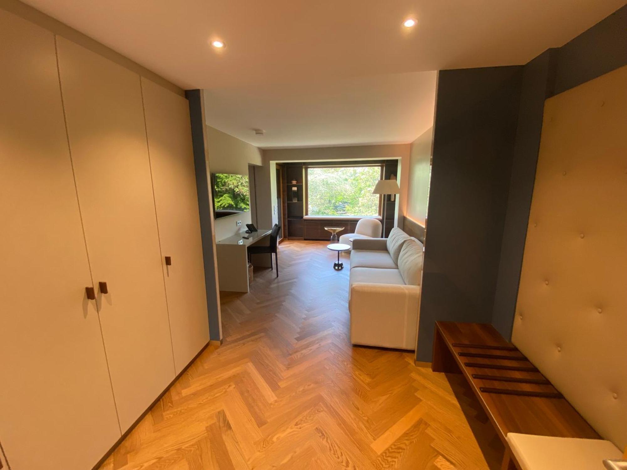 One-Bedroom Suite