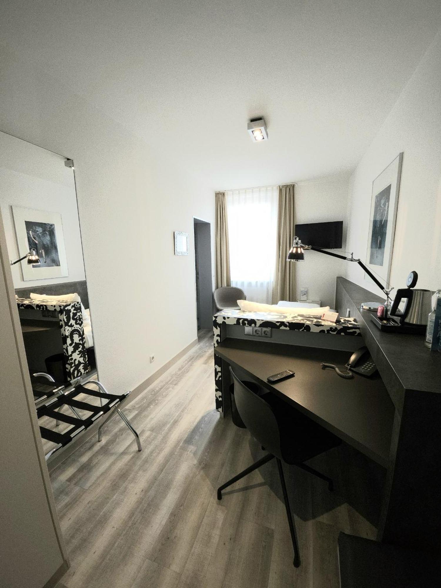 Small Single Room