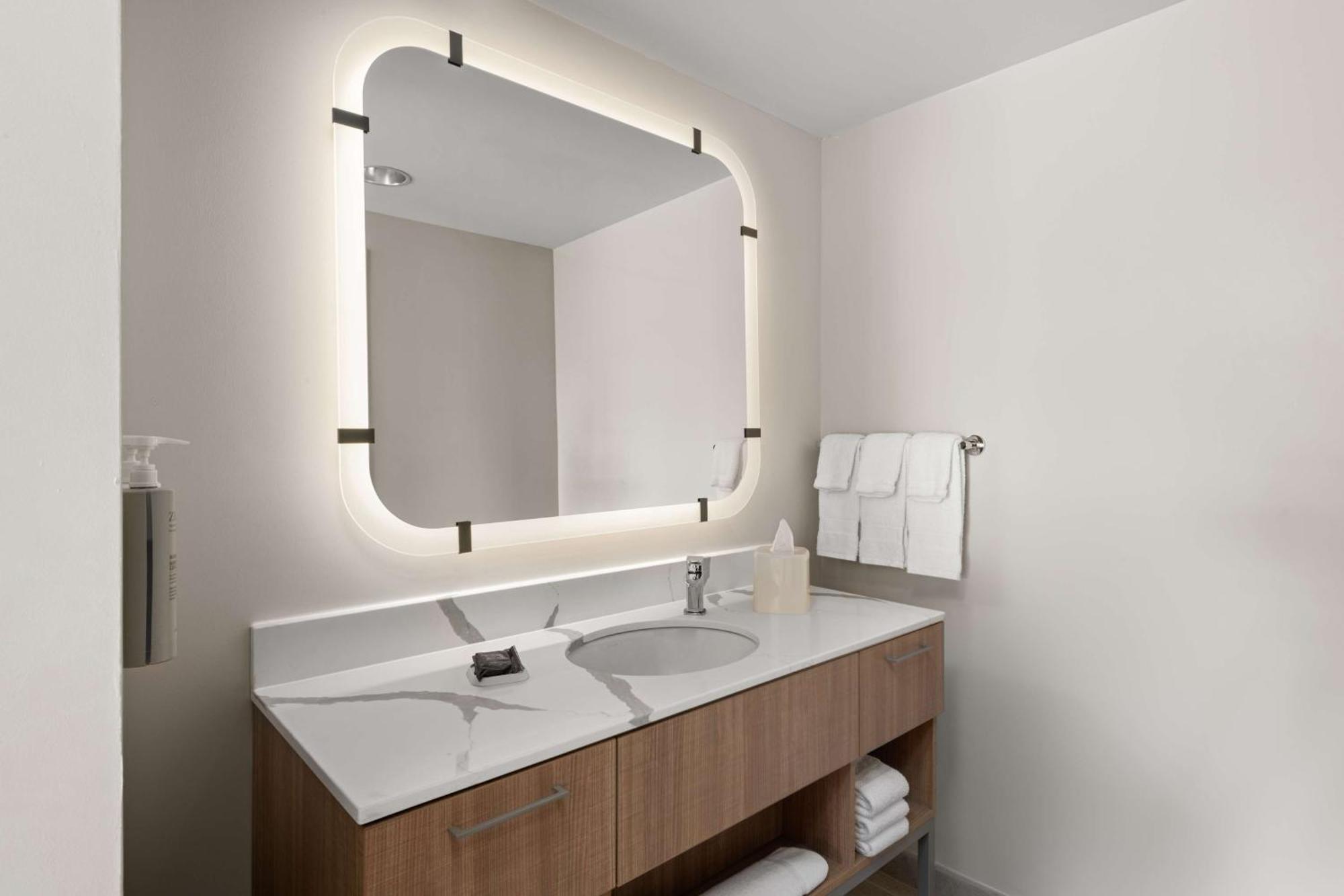 Two Bedroom Suite One King Two Queen Beds