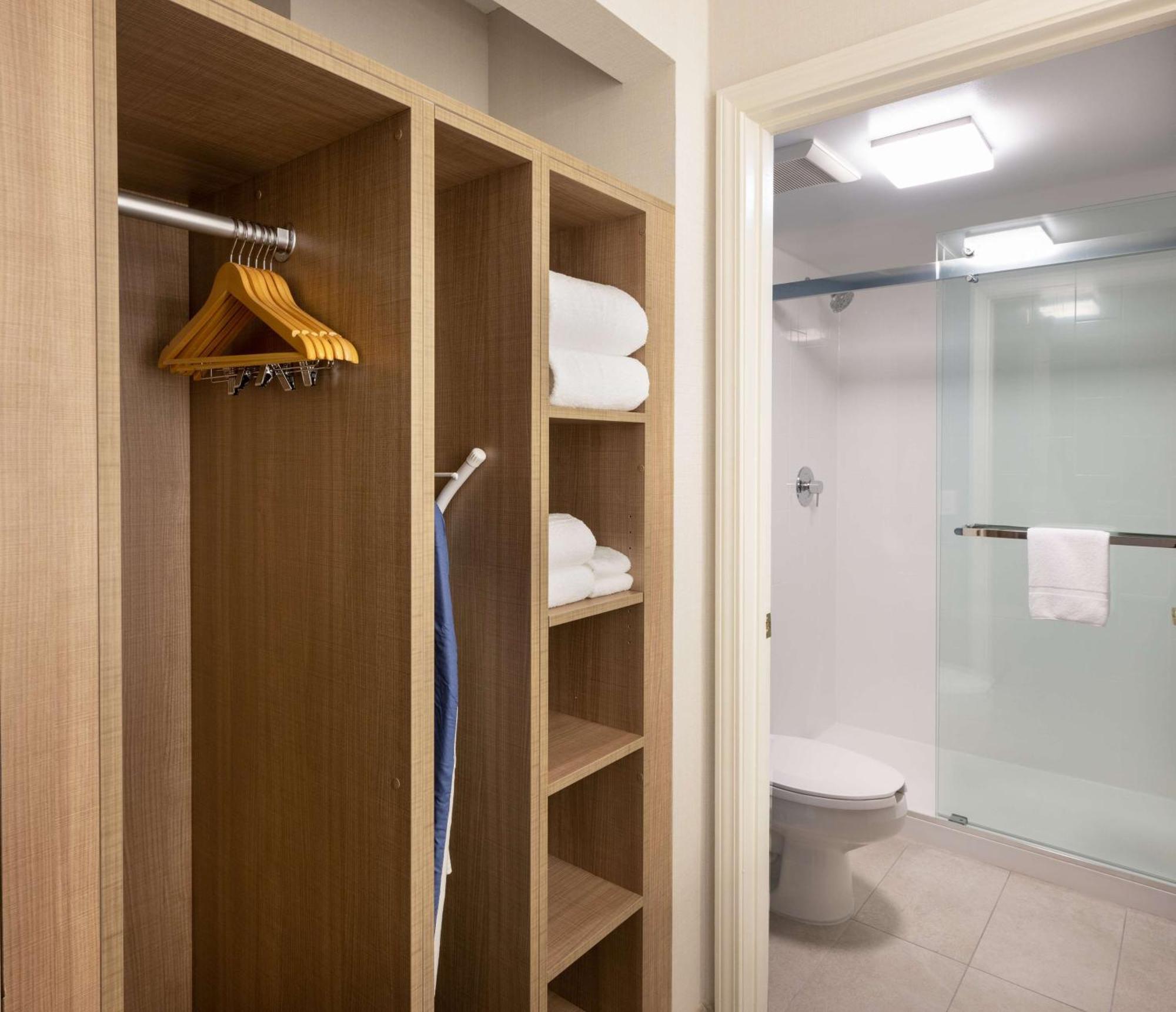 Queen Studio Suite
