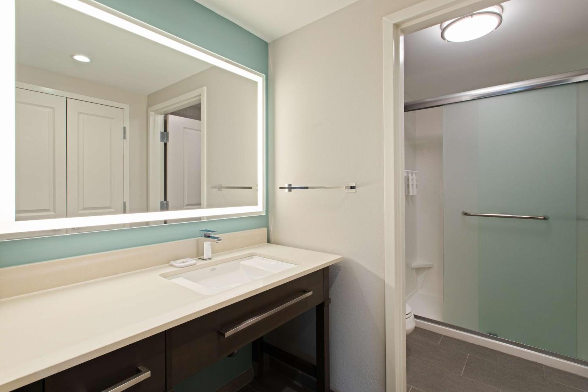 King Studio Suite
