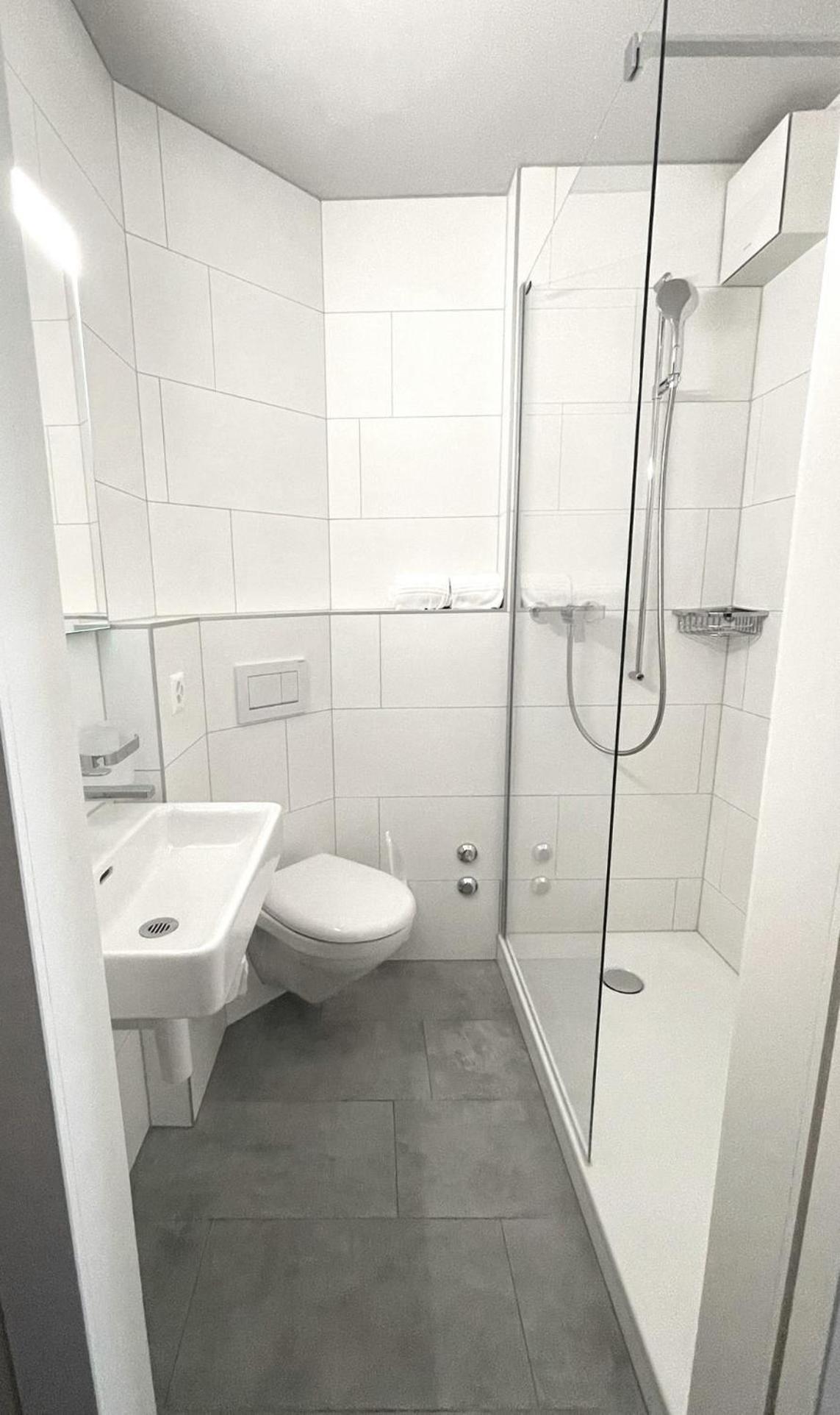Double or Twin Room Bathroom