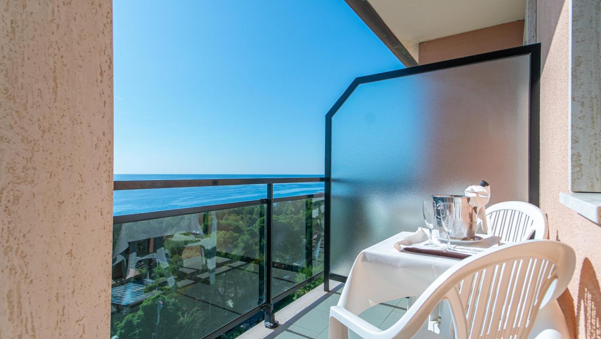 Triple Room Balcony,1544773150:JPEG