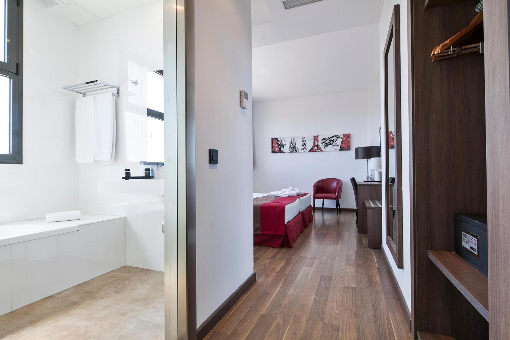 Superior Single Room