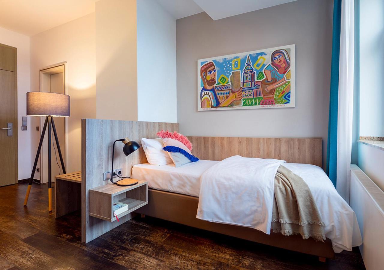 Single Room Small