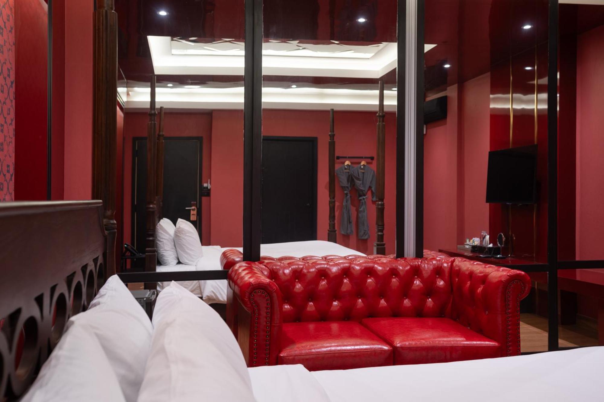 Executive Suite