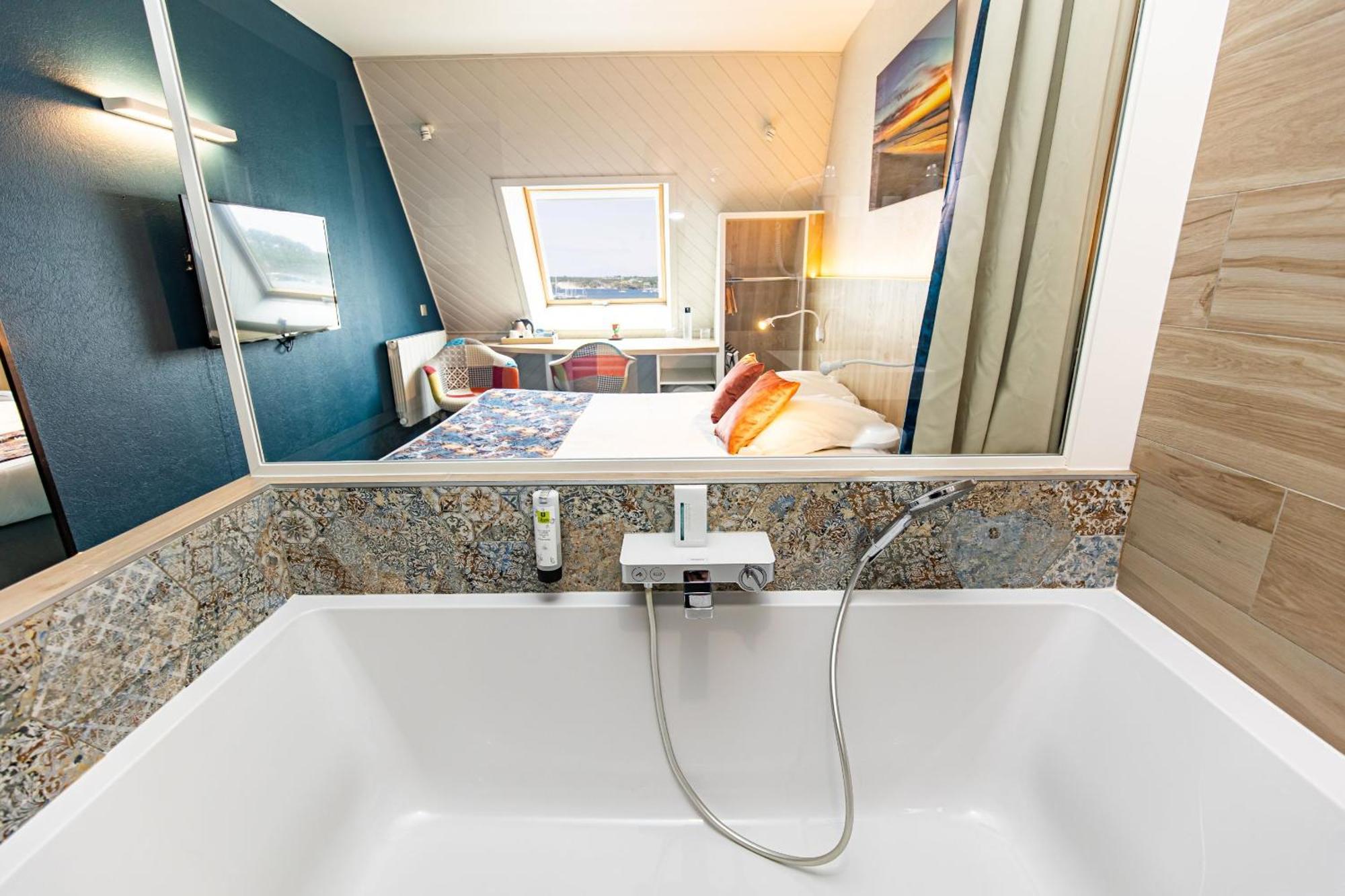 Romantic Double Room Sea View