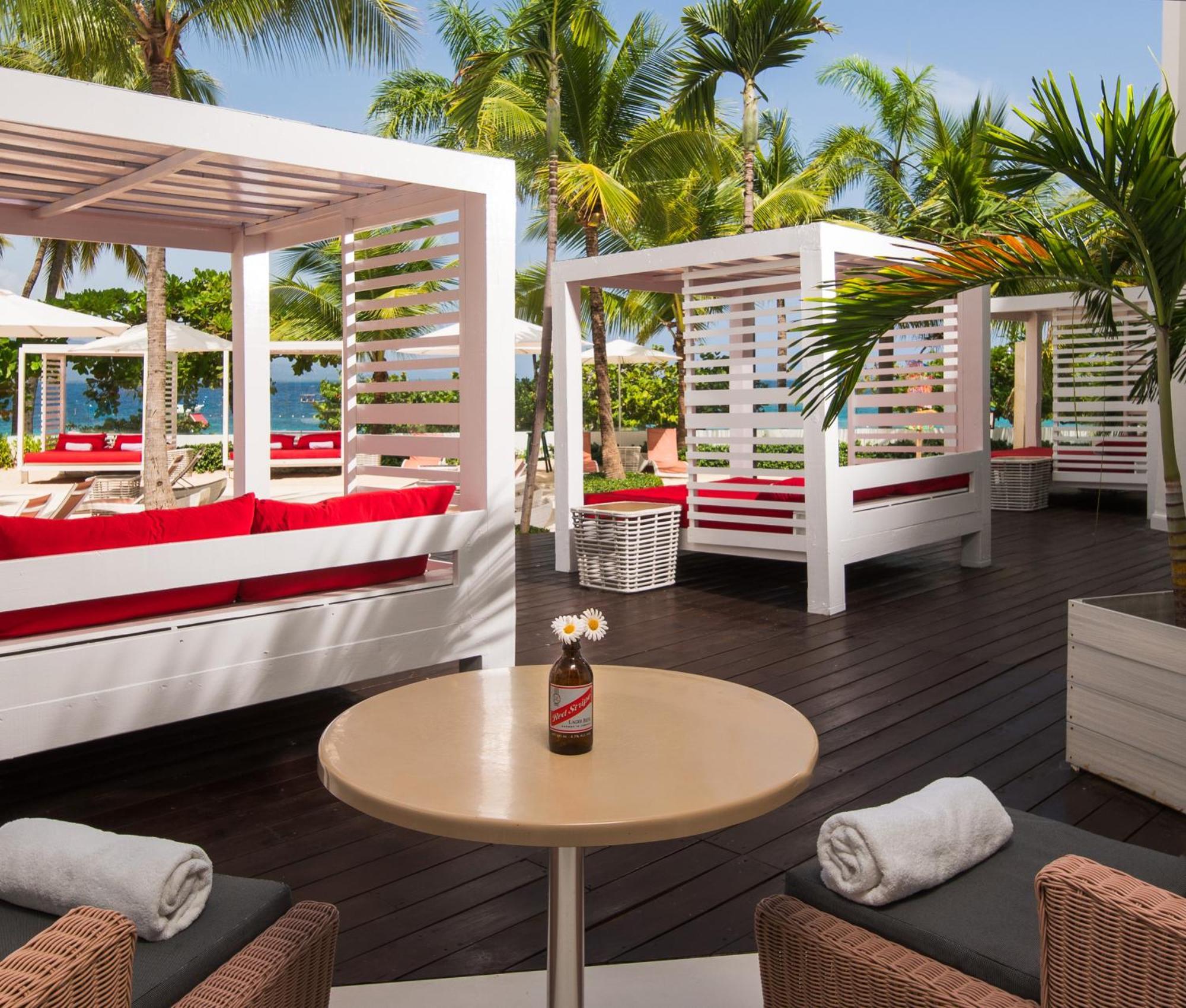Junior Suite Ocean View Cabana