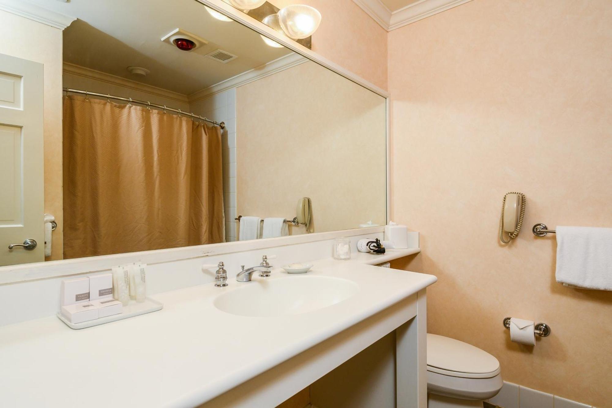 Luxury Room Two Queen Beds Max Including Children