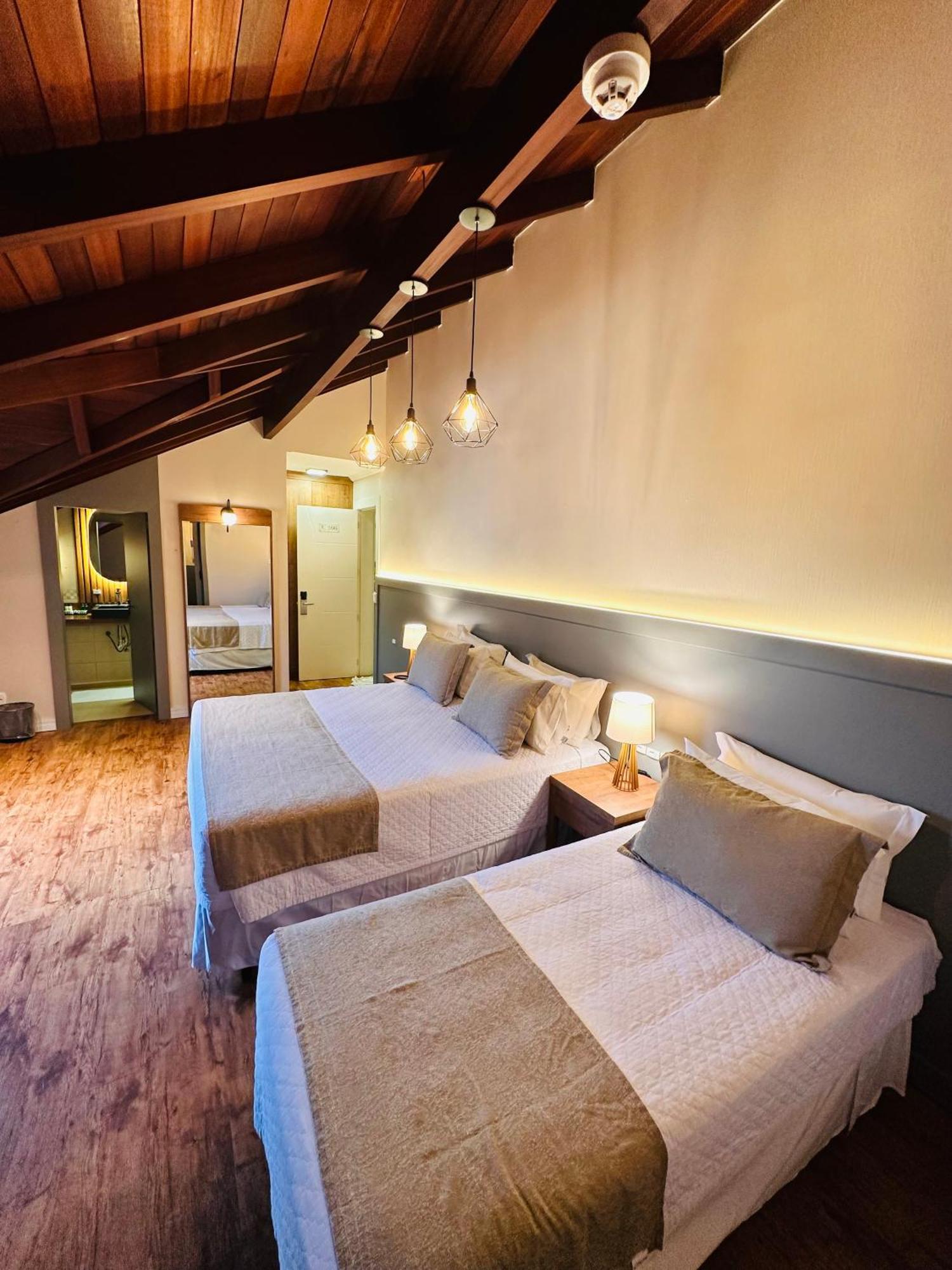 Luxury Quadruple Room