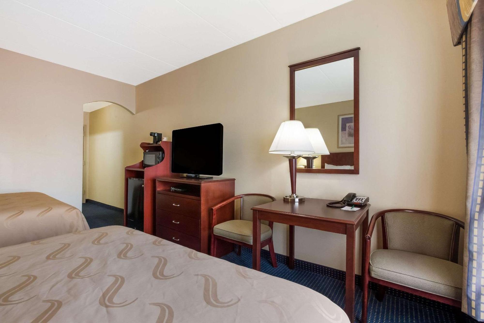 Queen Room with Two Queen Beds and Roll-In Shower - Accessible/Non-Smoking,1545920572:JPEG