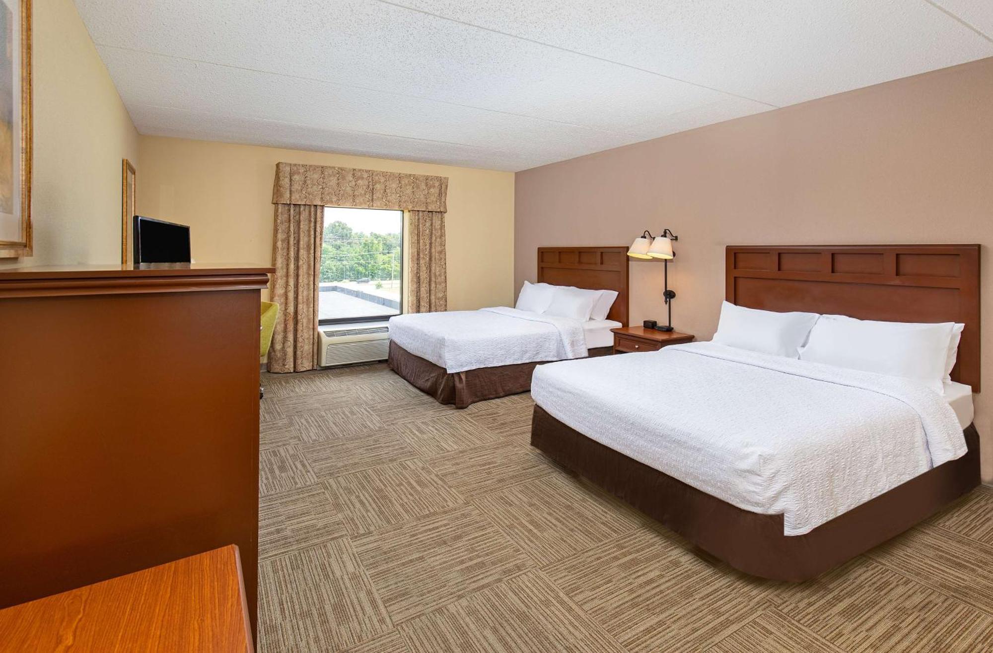 Room Two Queen Beds Non-Smoking