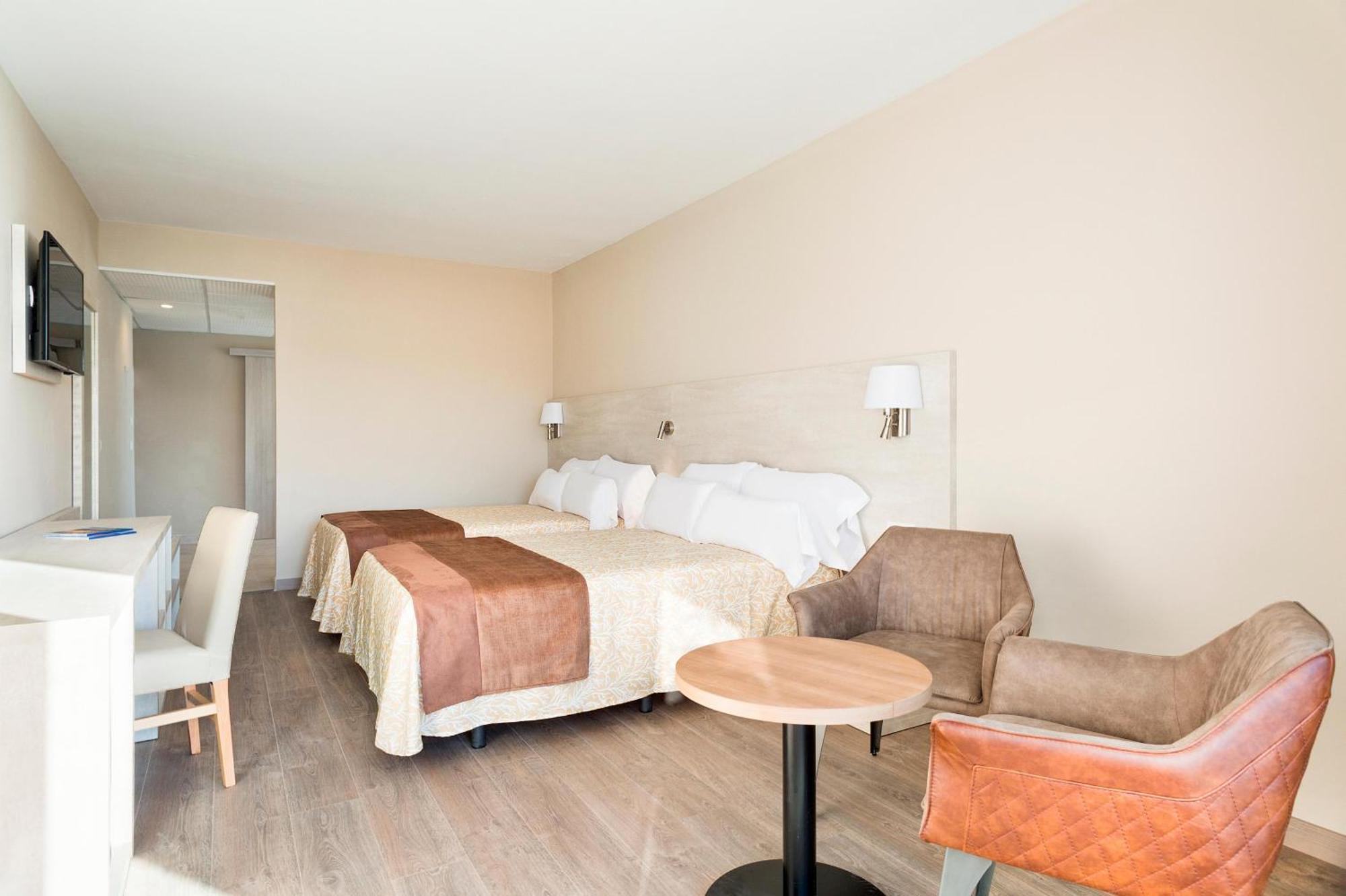 Double Room,1546255699:JPEG