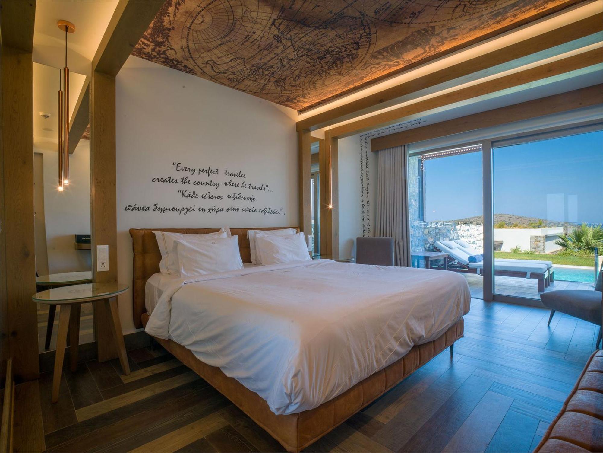 Chambre de Luxe avec Piscine Privée - Vue sur Mer