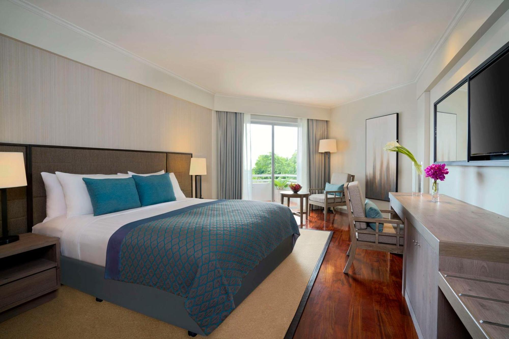 Deluxe Garden View Room