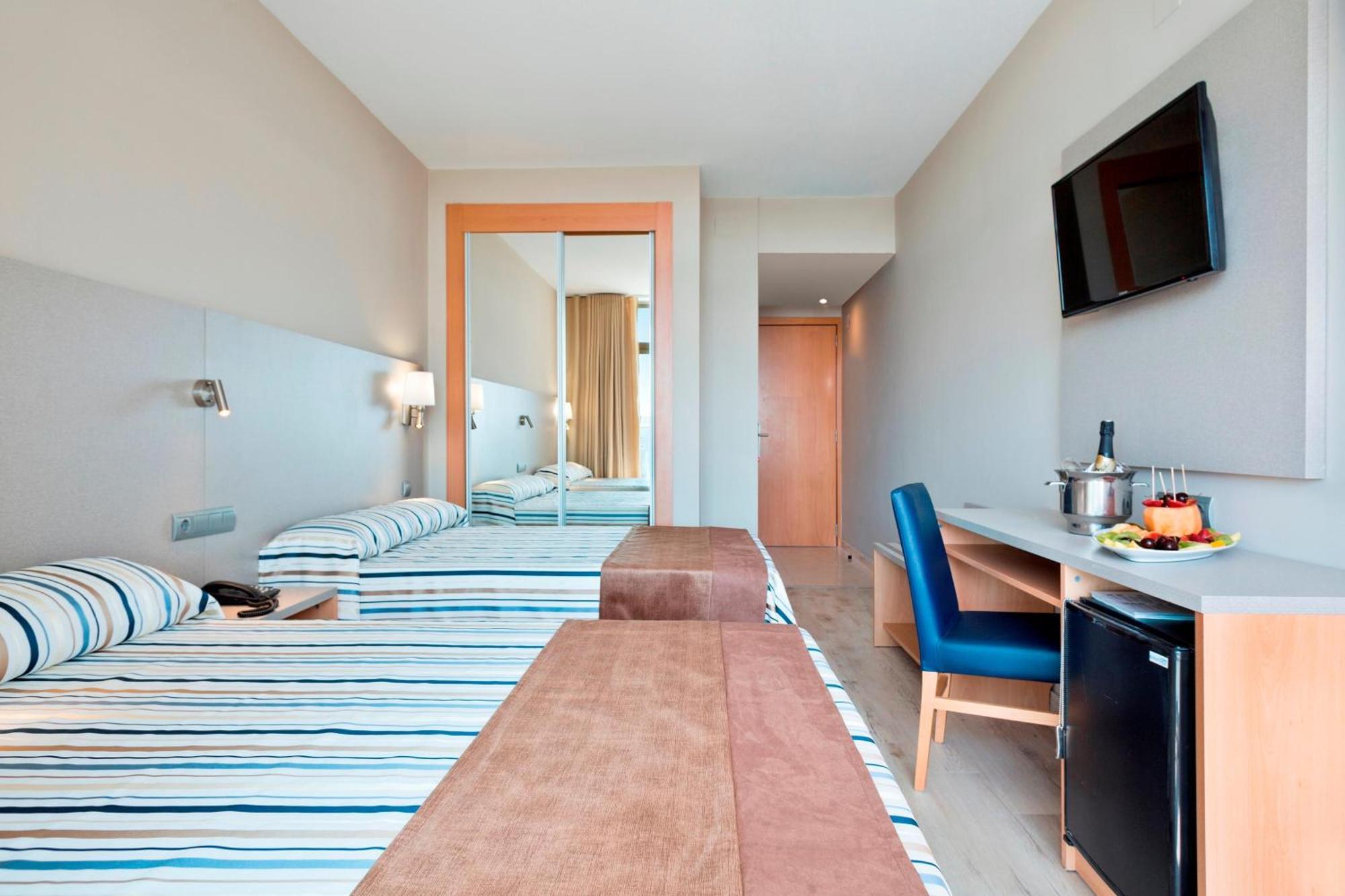 Double Room (3 Adults),1546494943:JPEG