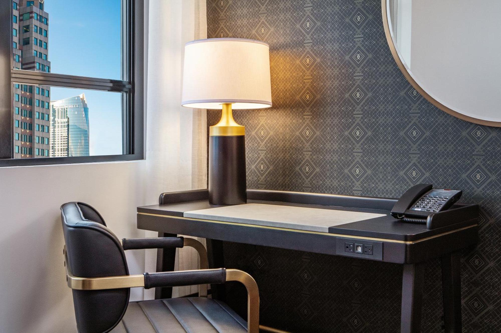 Superior Double Queen,1546720615:JPEG