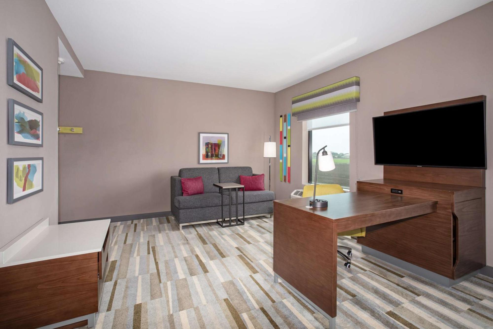 King Studio Suite Non-Smoking