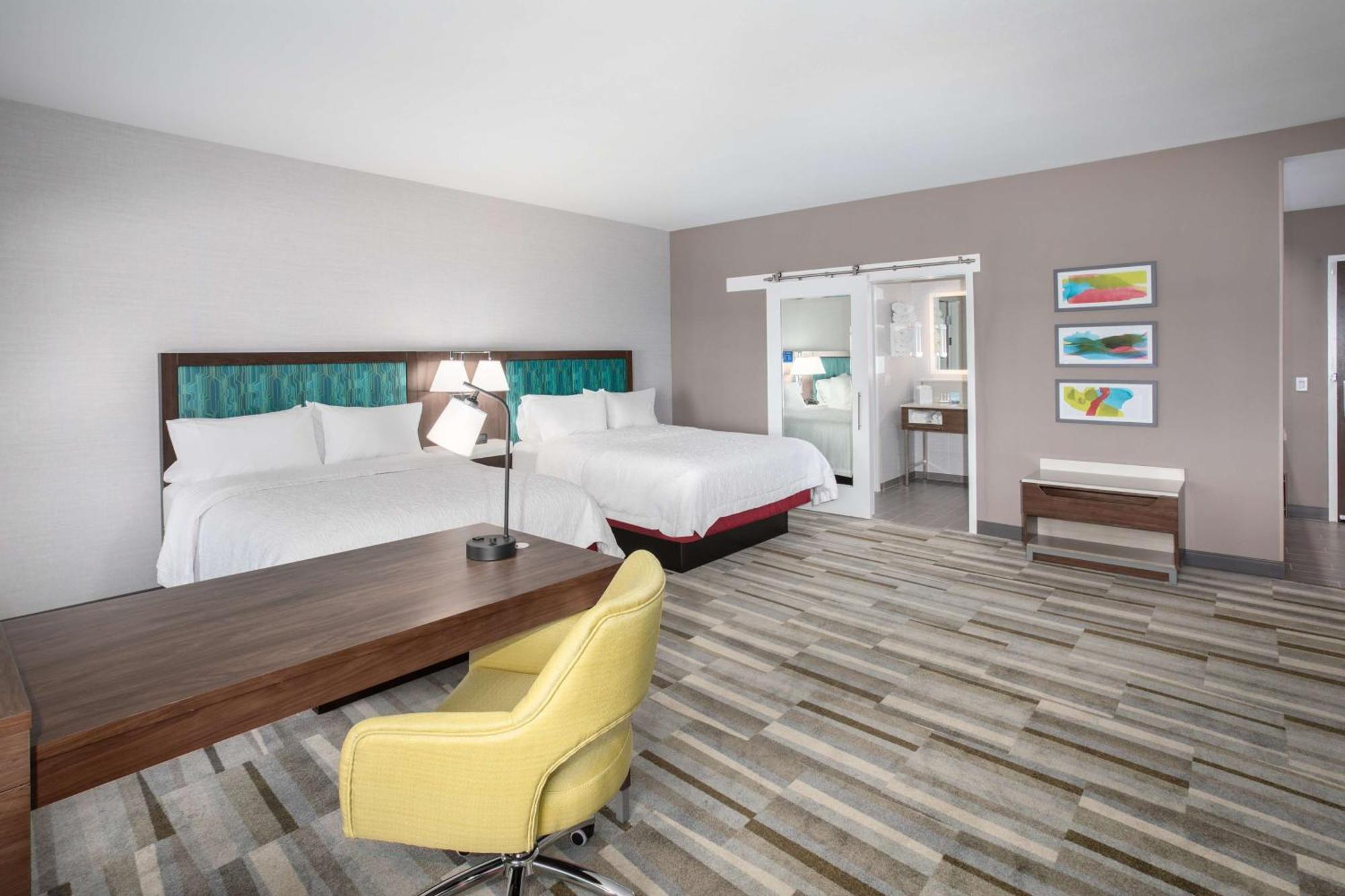 Studio Suite Two Queen Beds Non-Smoking