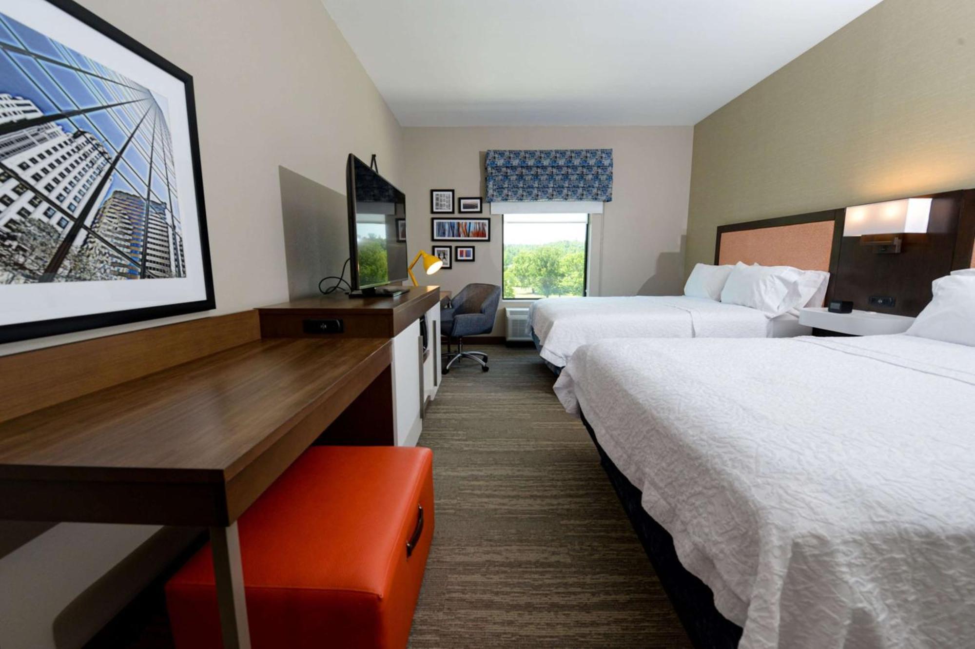 Queen Room Two Queen Beds