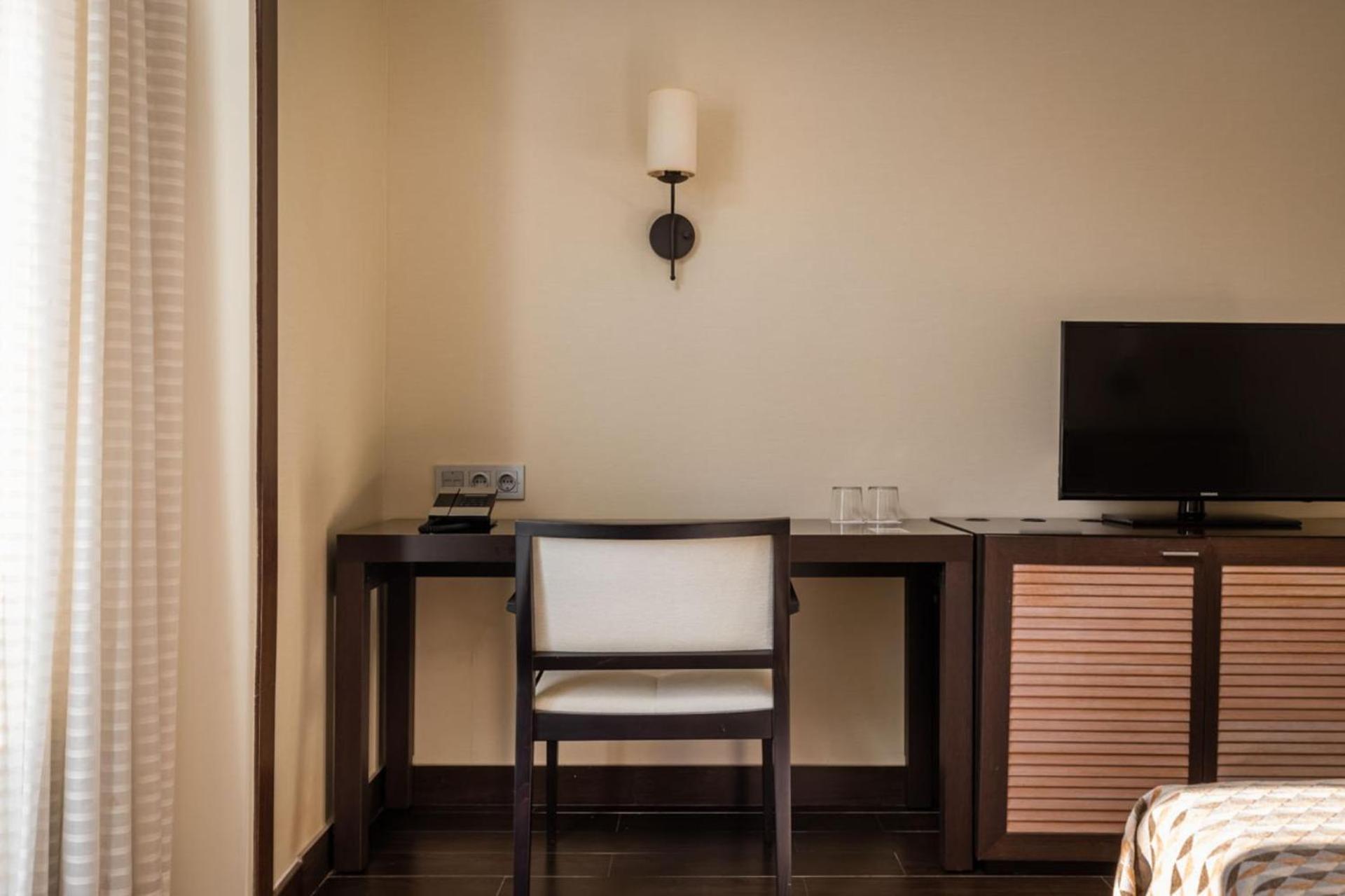 Single Room,1547004712:JPEG