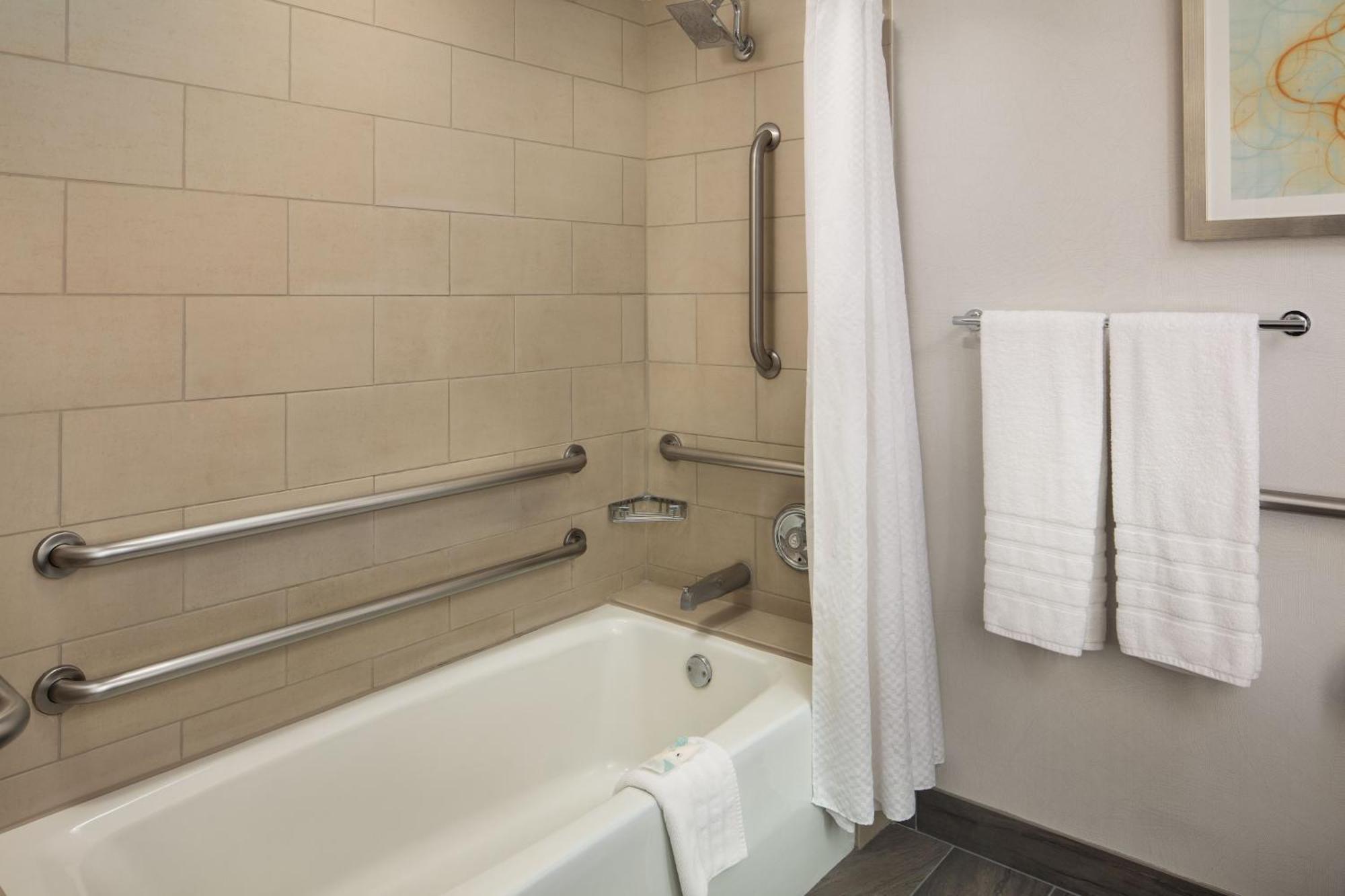 Classic King Room Transfer Shower Mobility Accessible