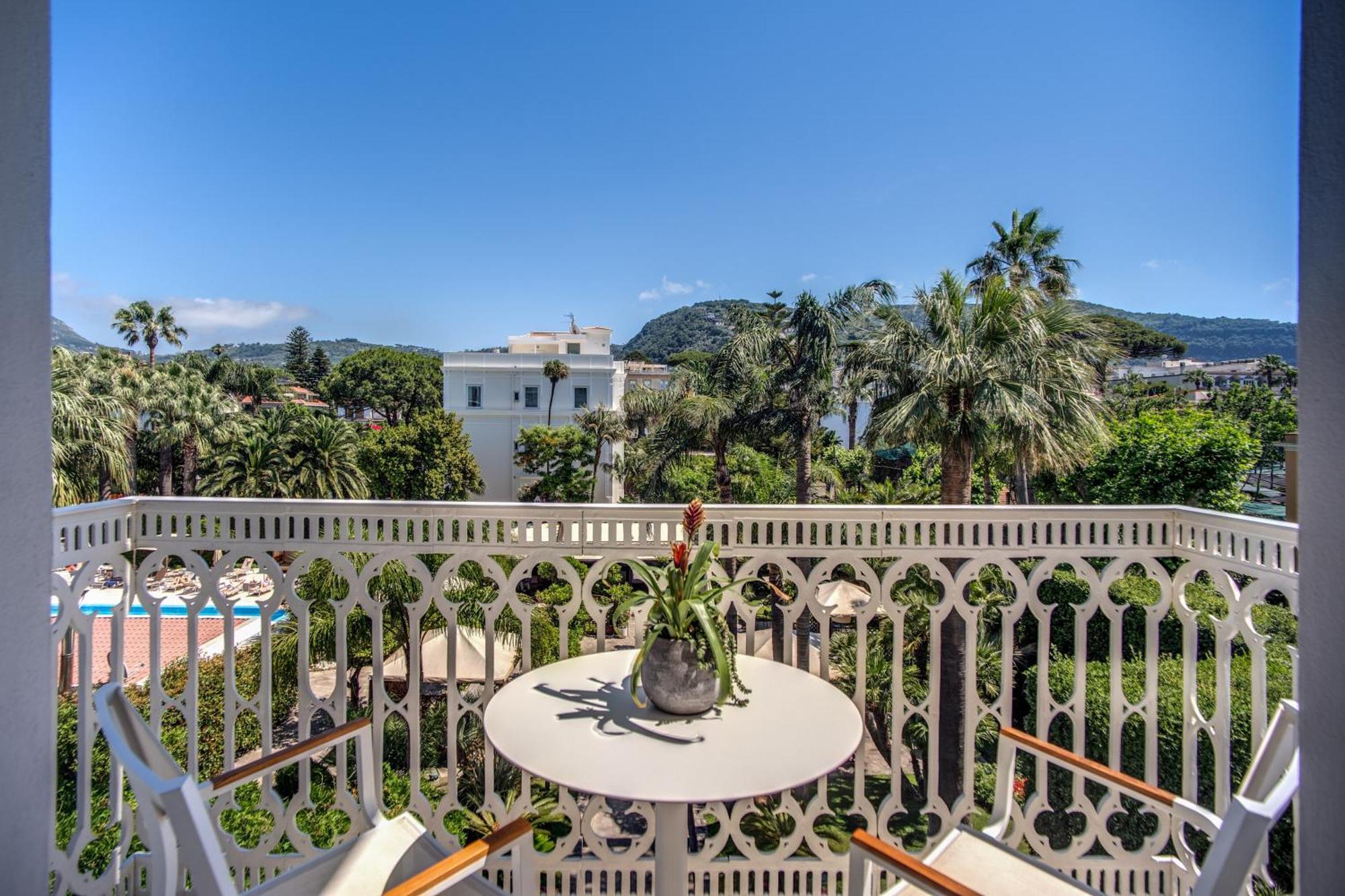 Superior Double or Twin Room Garden View