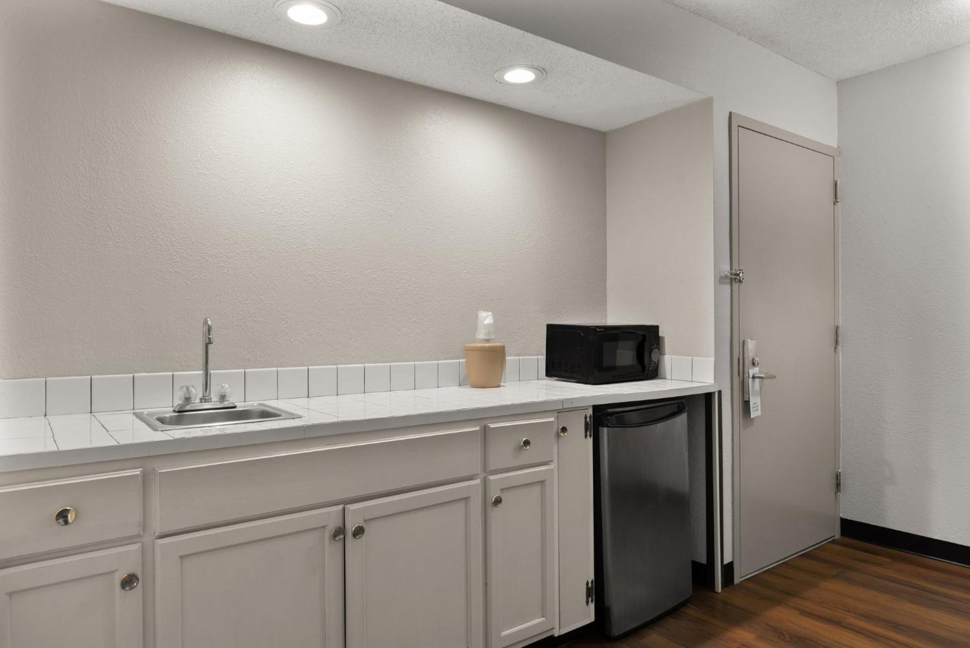 Suite King Room Non-Smoking