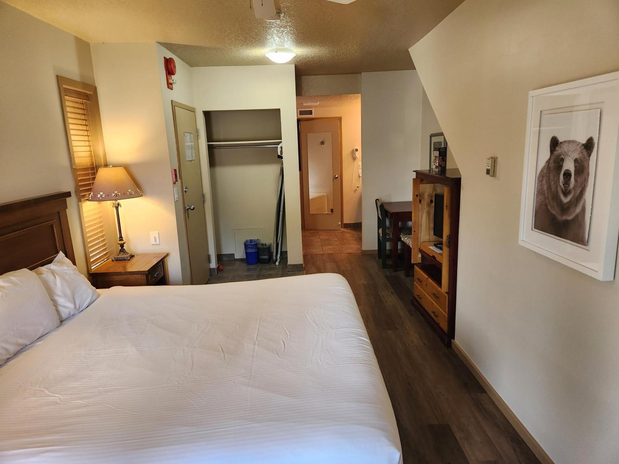 Deluxe King Room
