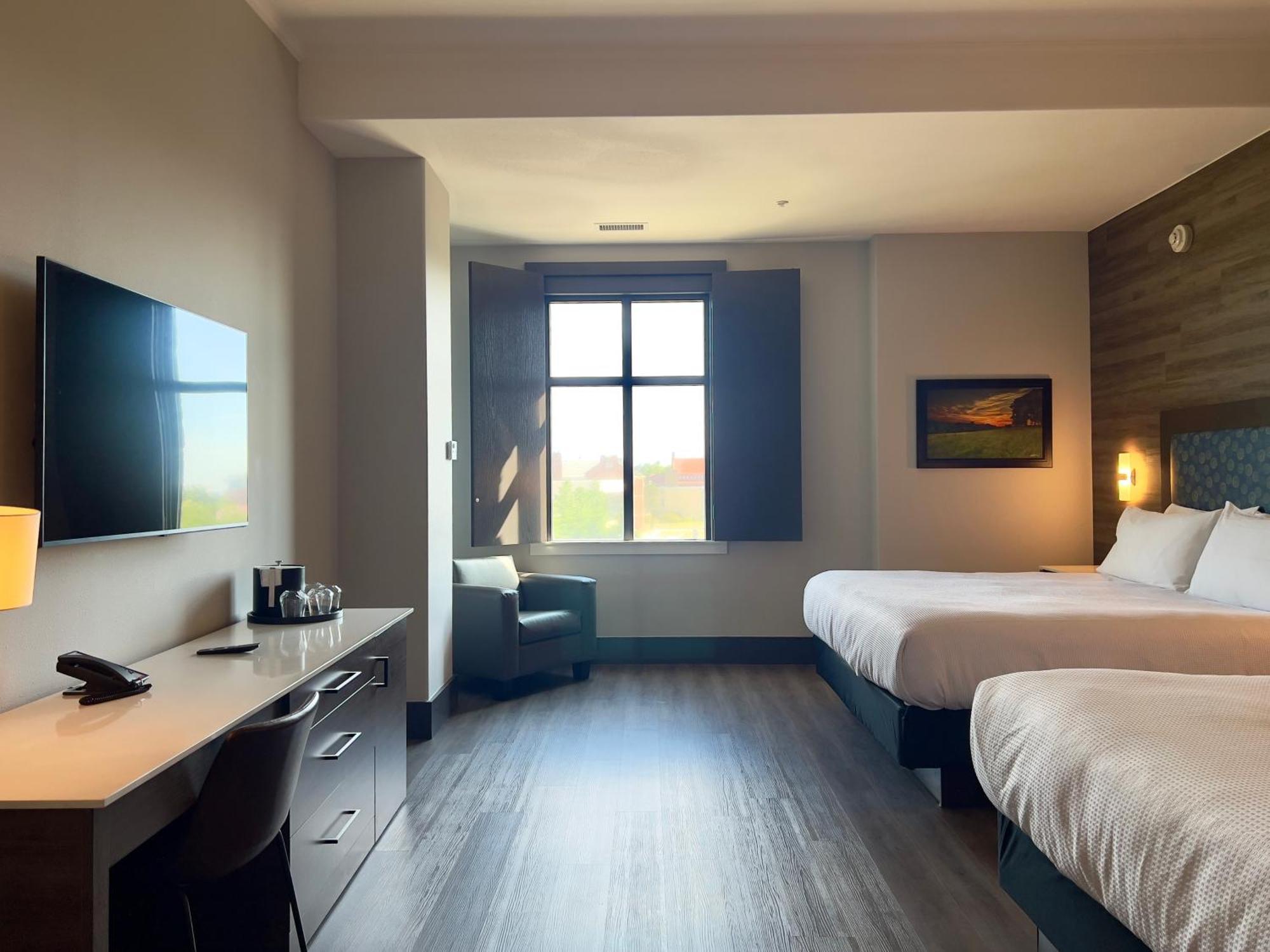 King Room Two King Beds