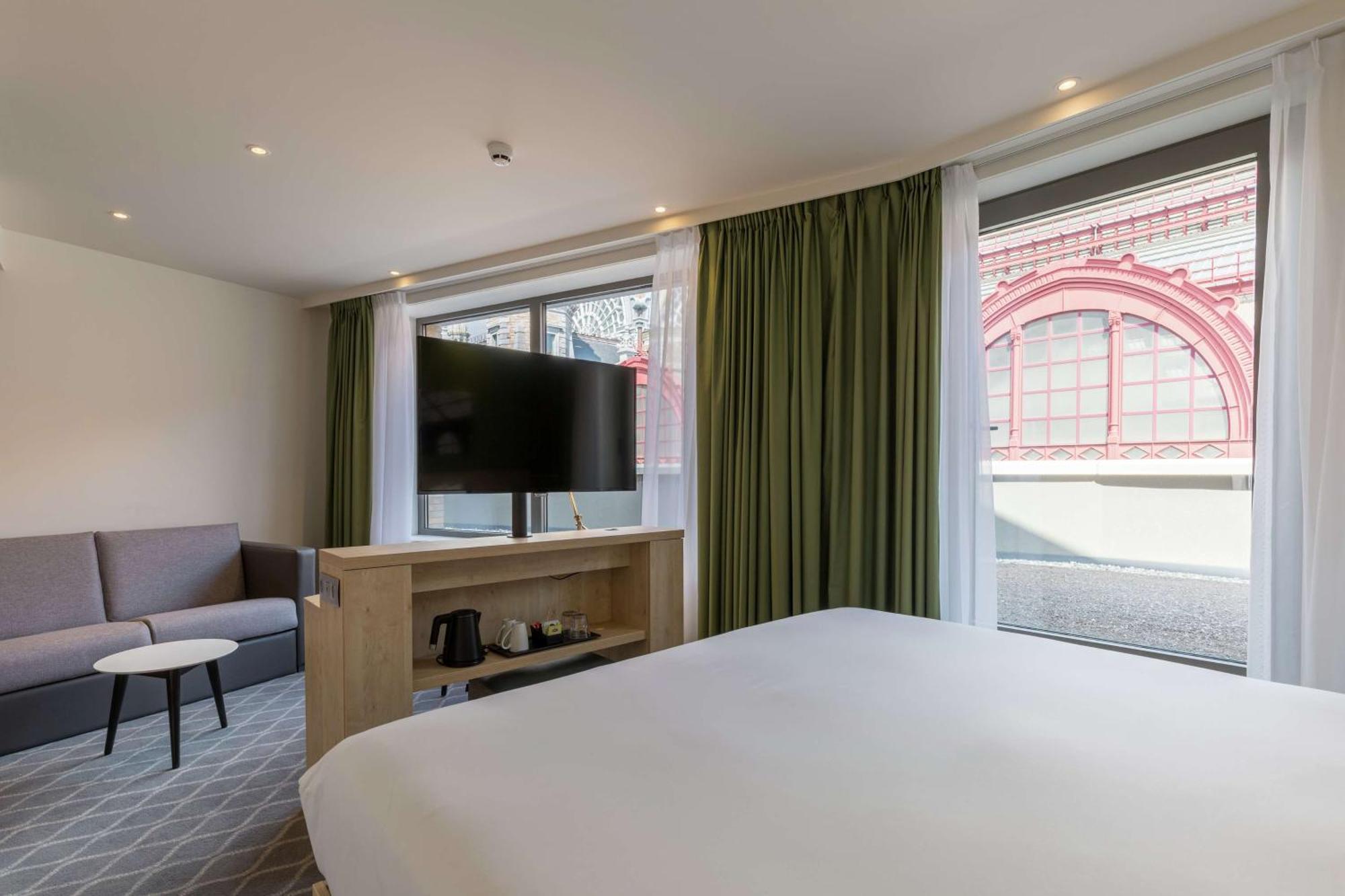 King Room Sofa Bed