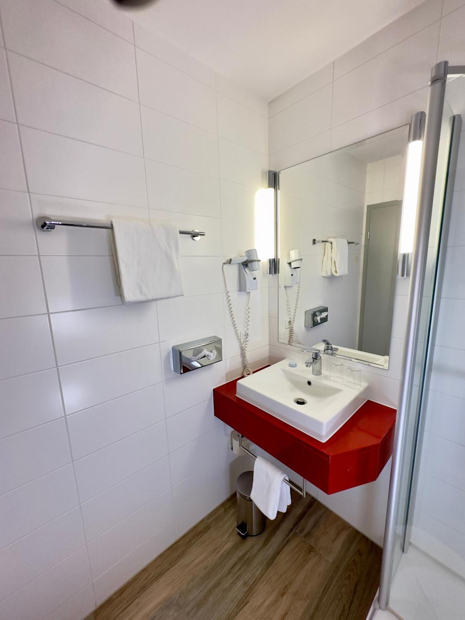 Standard Single Room
