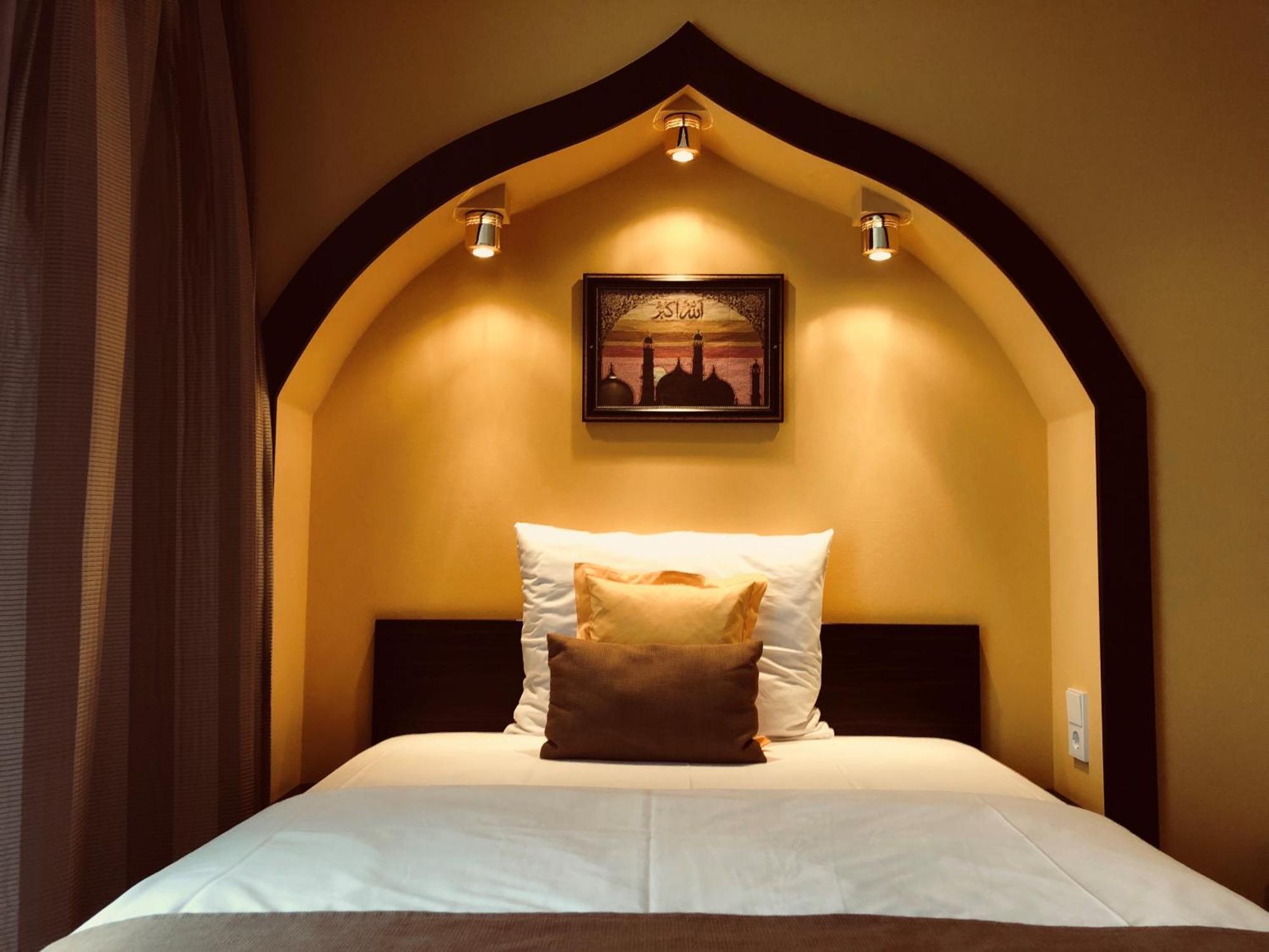 Deluxe Single Room