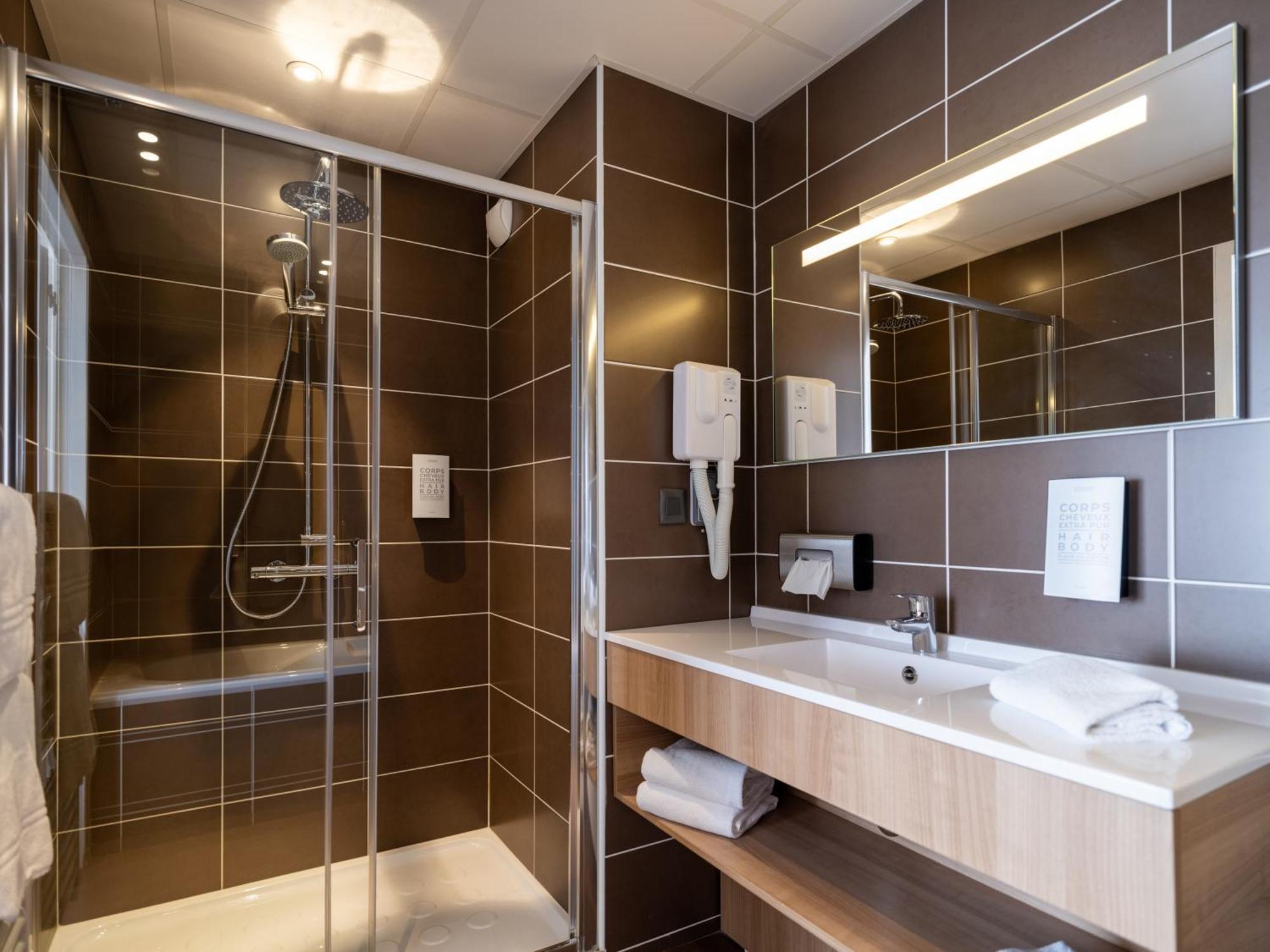 Superior Room Kitchenette,1547953972:JPEG