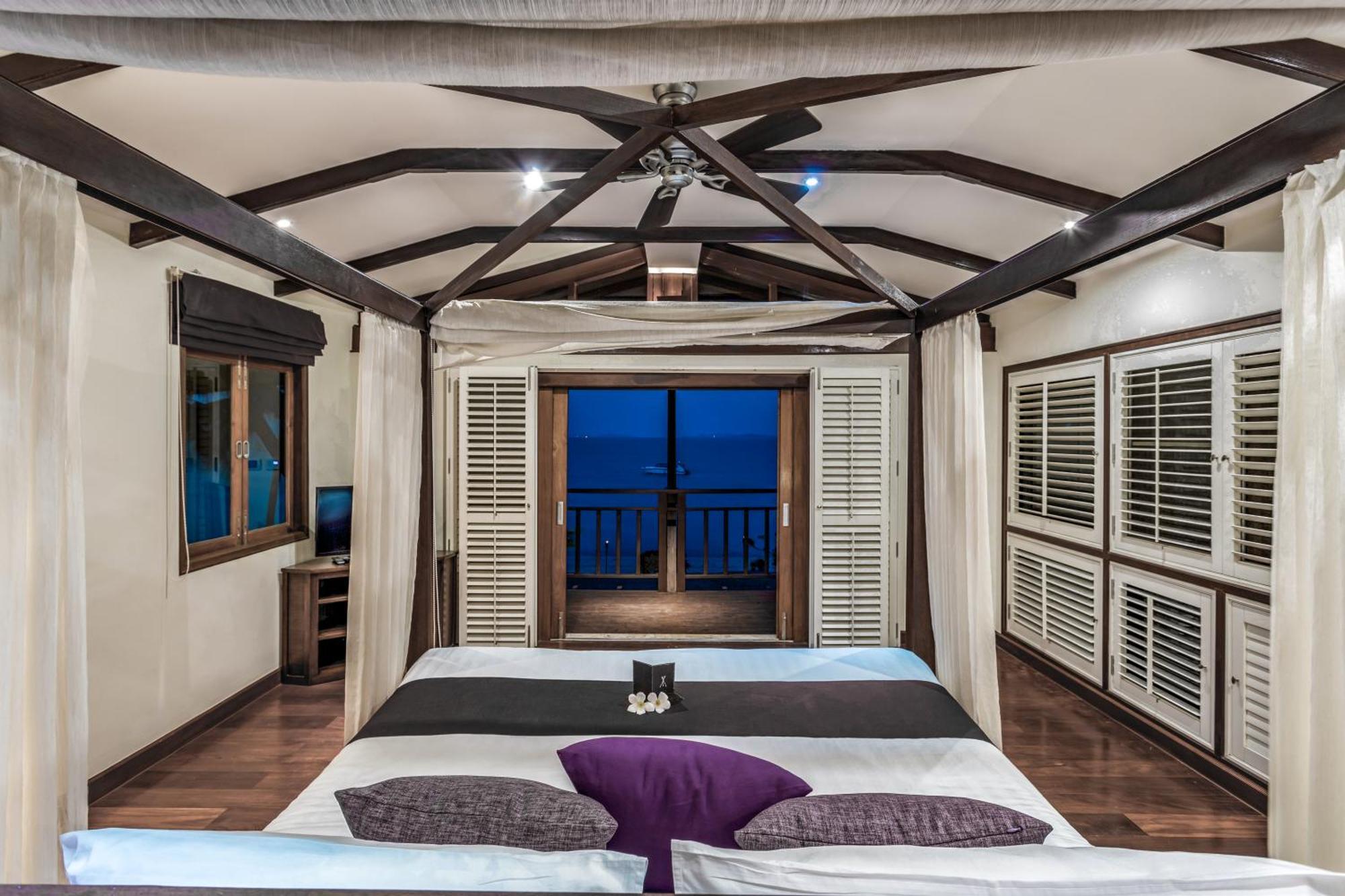 5-Bedroom Grand Beachfront Pool Villa with Unlimited Free 24-Hour Water Shuttle Service