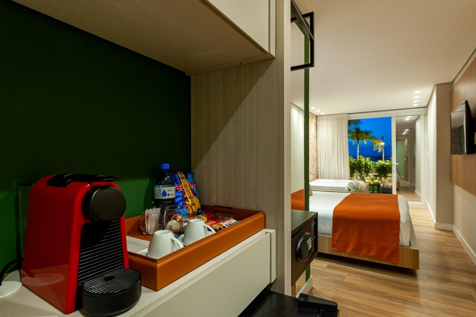 Luxury Room Hot Tub balcony