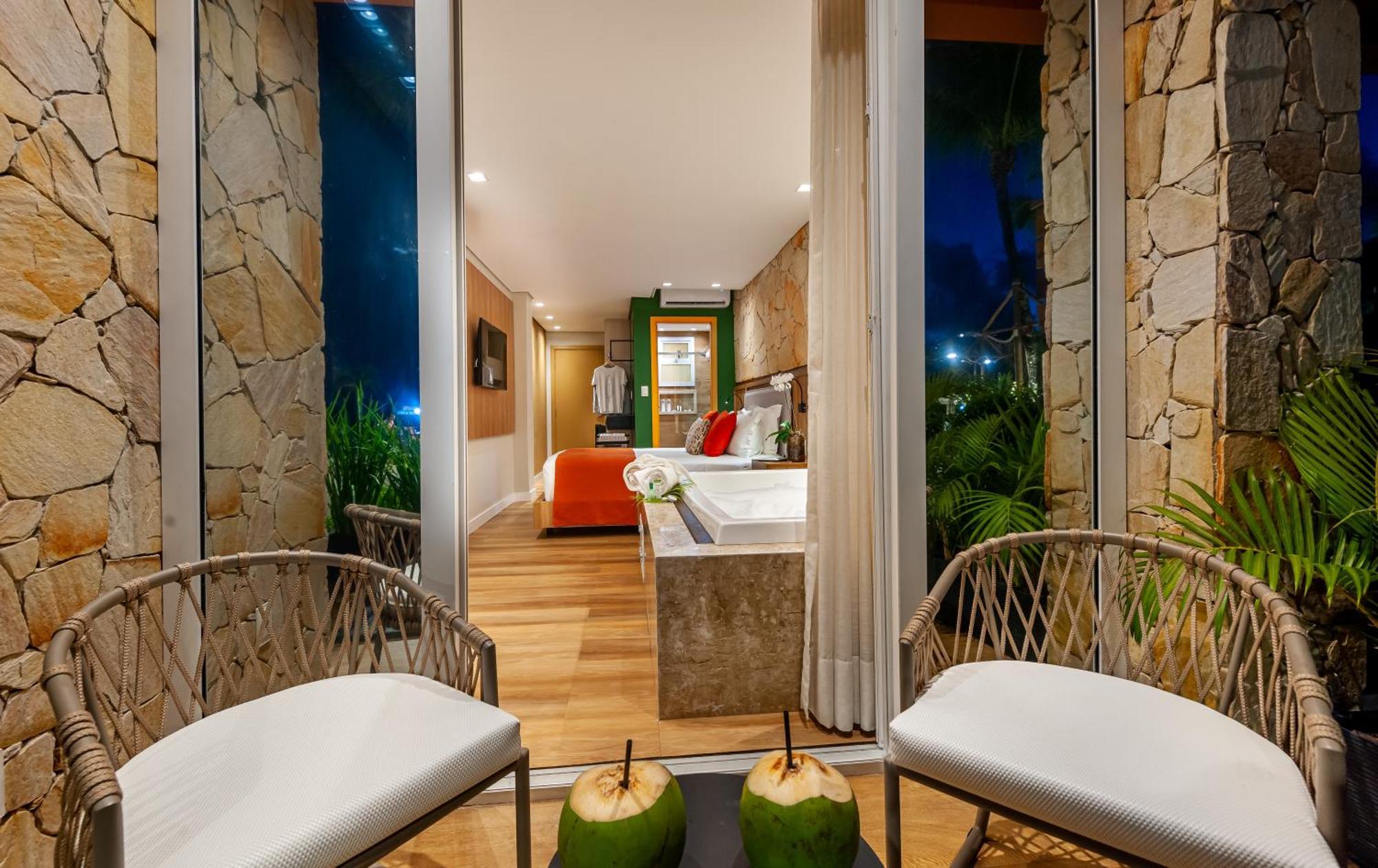 Luxury Room Hot Tub balcony