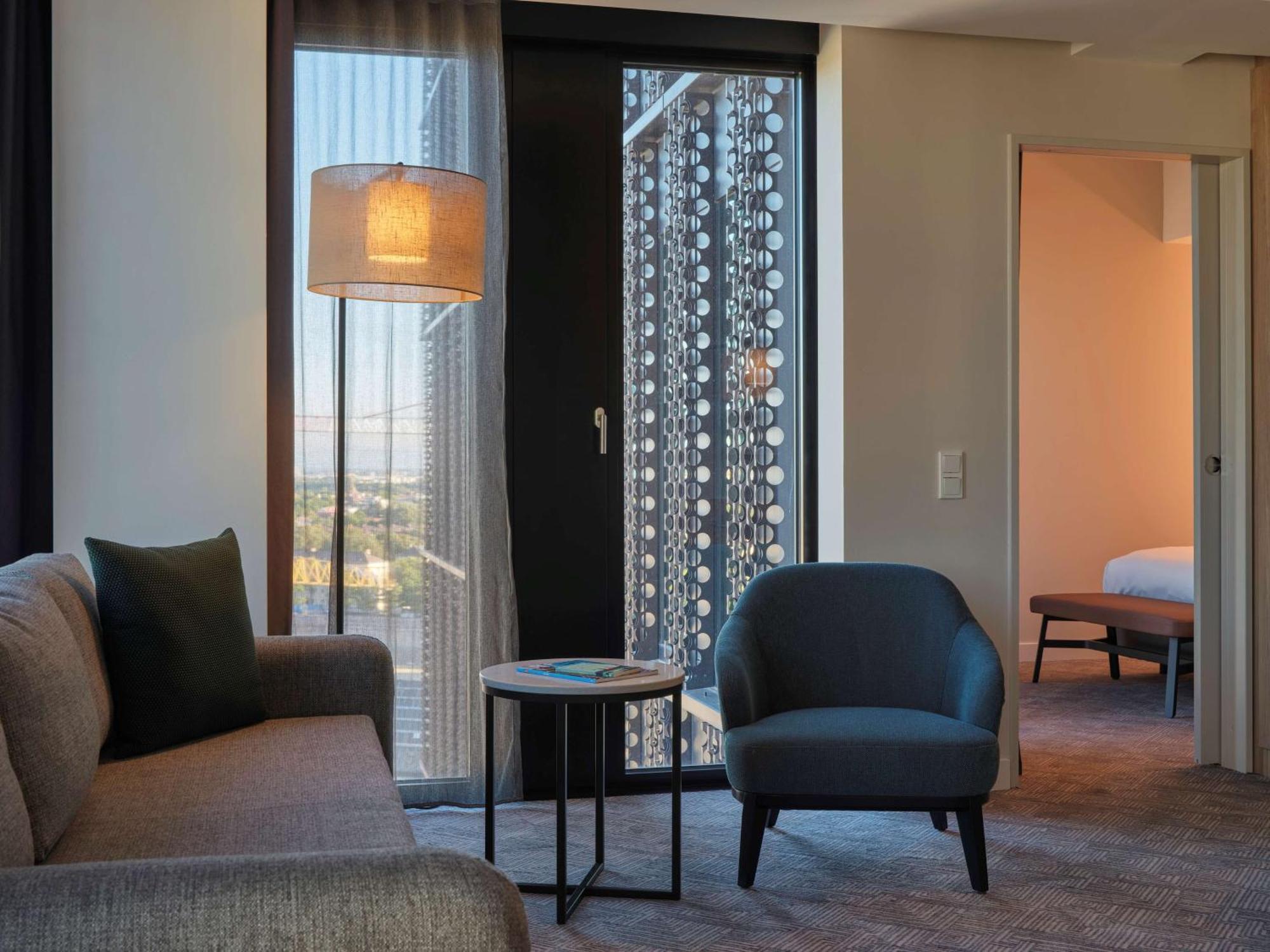 One Bedroom Apartment