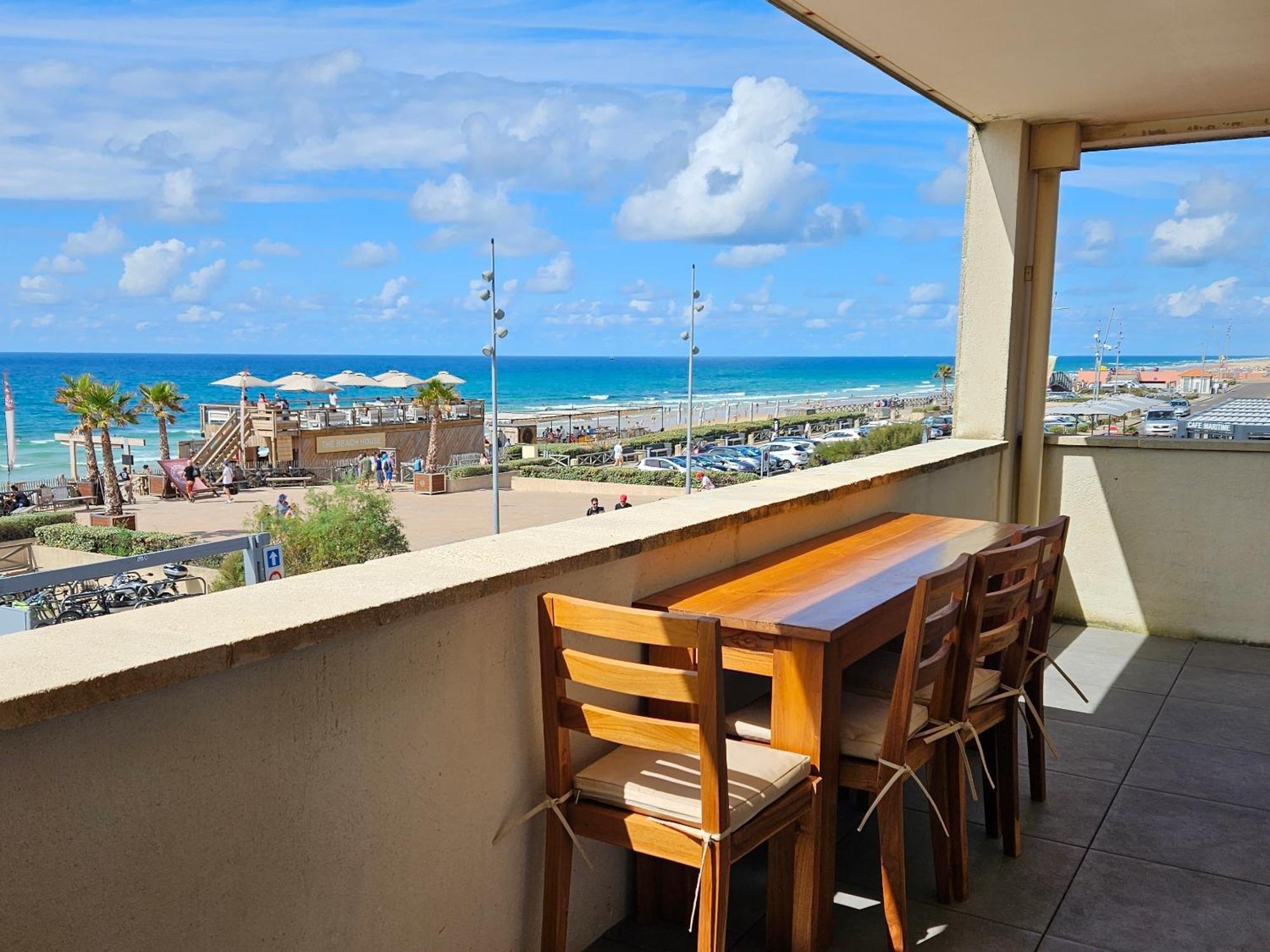 Apartment with Sea View,1548380572:JPEG